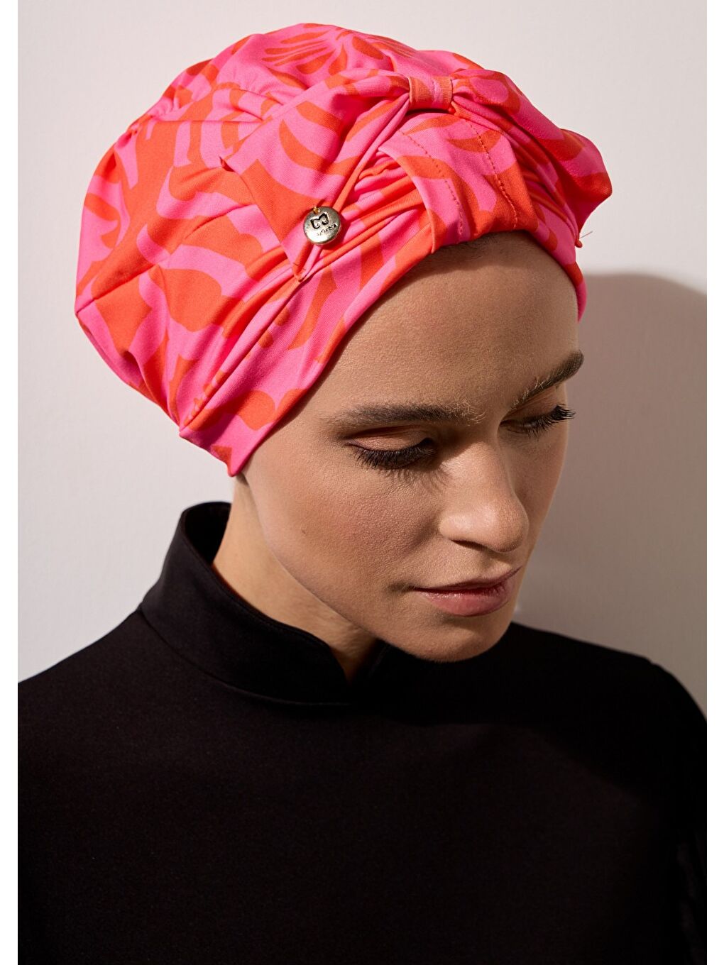 Pembe Fiyonklu Bone-1