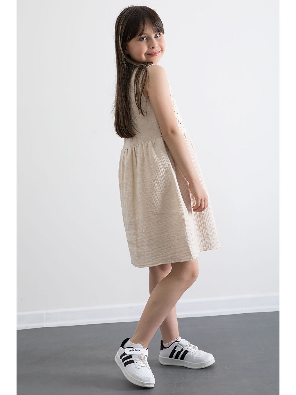 Ekru Krem Dantel İşlemeli Müslin Kız Çocuk Elbise 20779-3