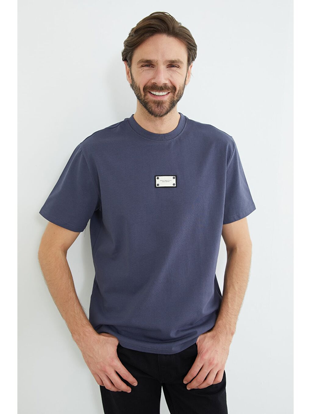 Mavi Armalı Bisiklet Yaka Tişört