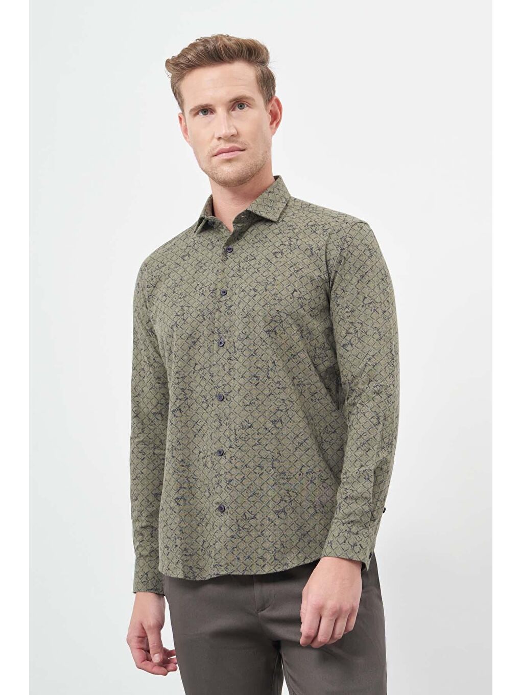 Koyu Haki Uzun Kol Yarım İtalyan Yaka Cepsiz Pamuklu Classic Slim Fit Gömlek 1004245222