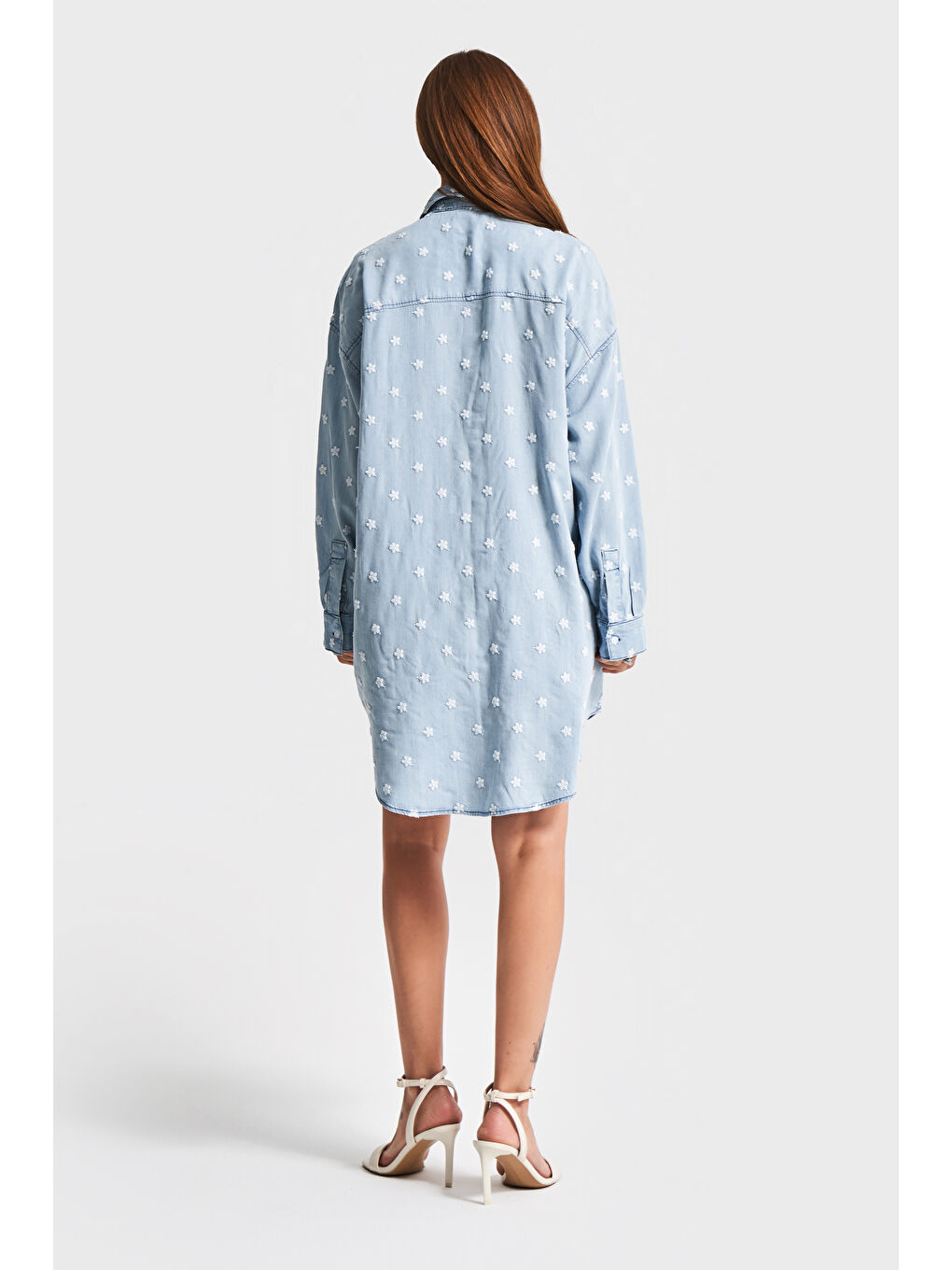 Mavi Kadın Snow Jean Rengi 1S5-3 Çiçek Nakışlı Oversize Tasarım Denim Gömlek-4