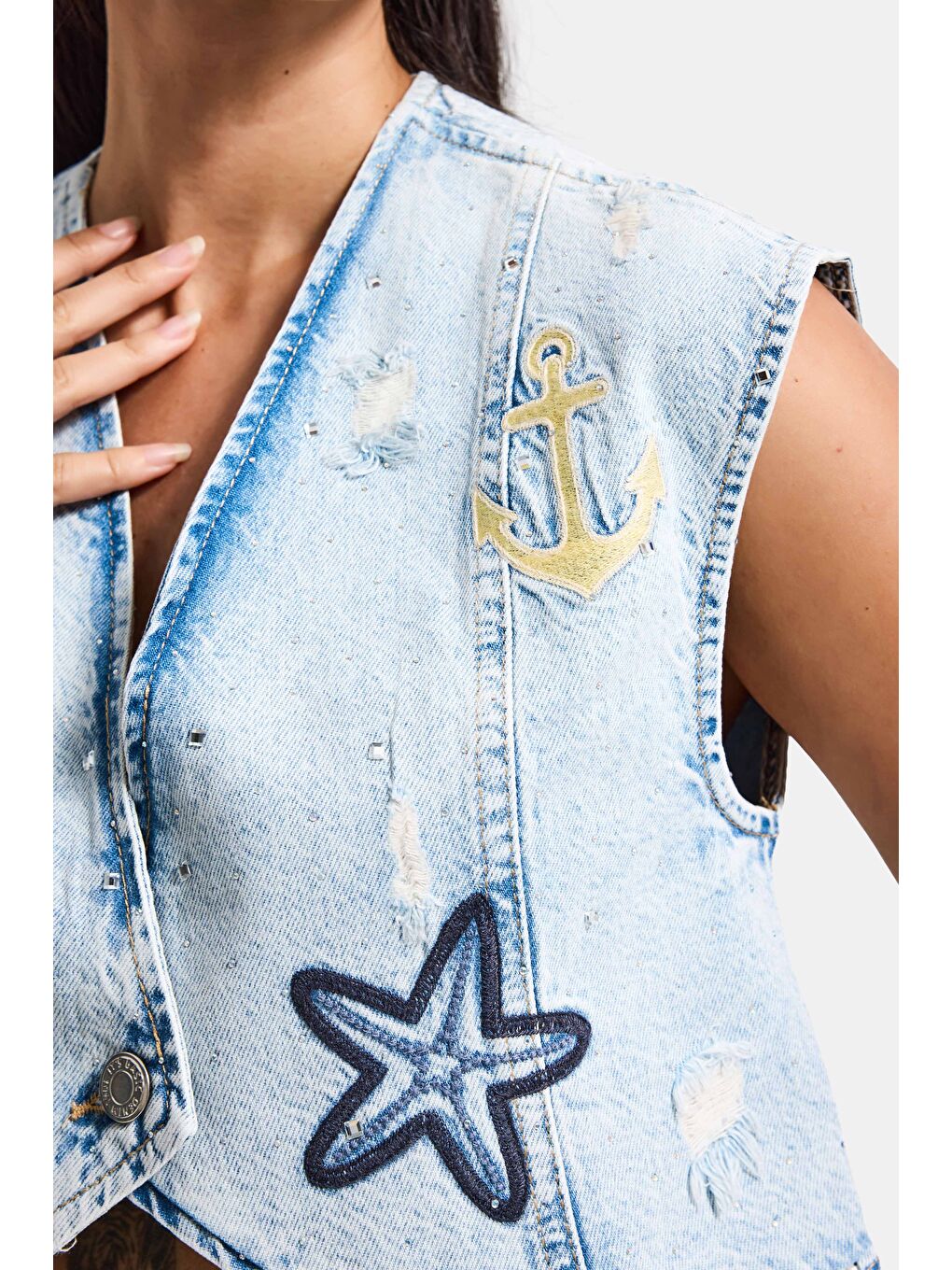 Mavi Kadın Jean Rengi T-12s6-99 Nakış Detaylı Crop Fit Tasarım Denim Yelek-2