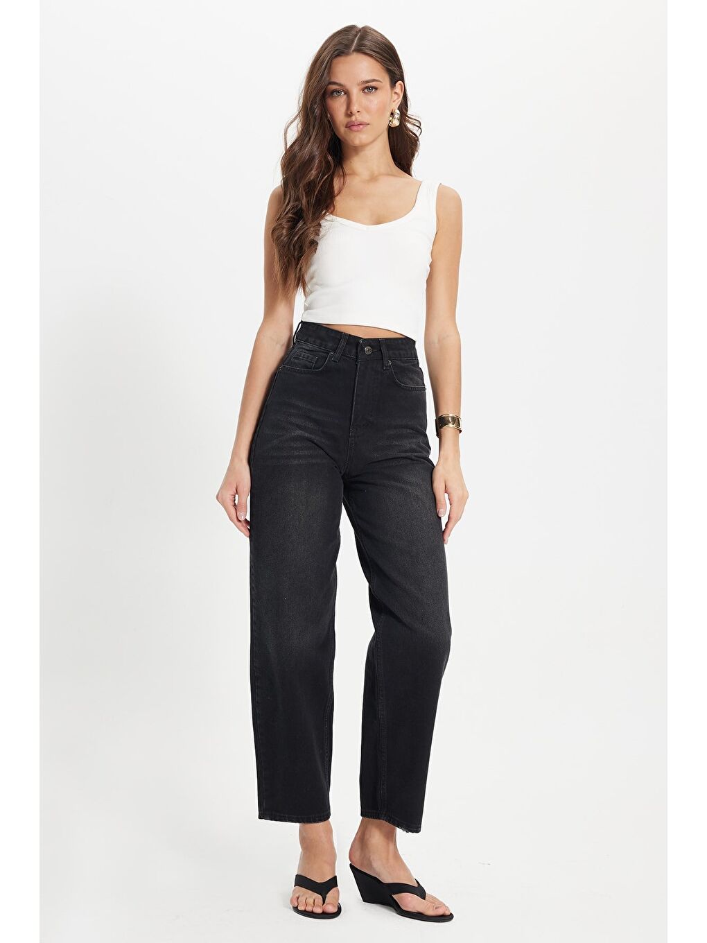 Kadın Slim Fit Dar Kesim Pamuklu Fitilli Görünümlü Kalın Askılı Ekru Bluz Atlet-1