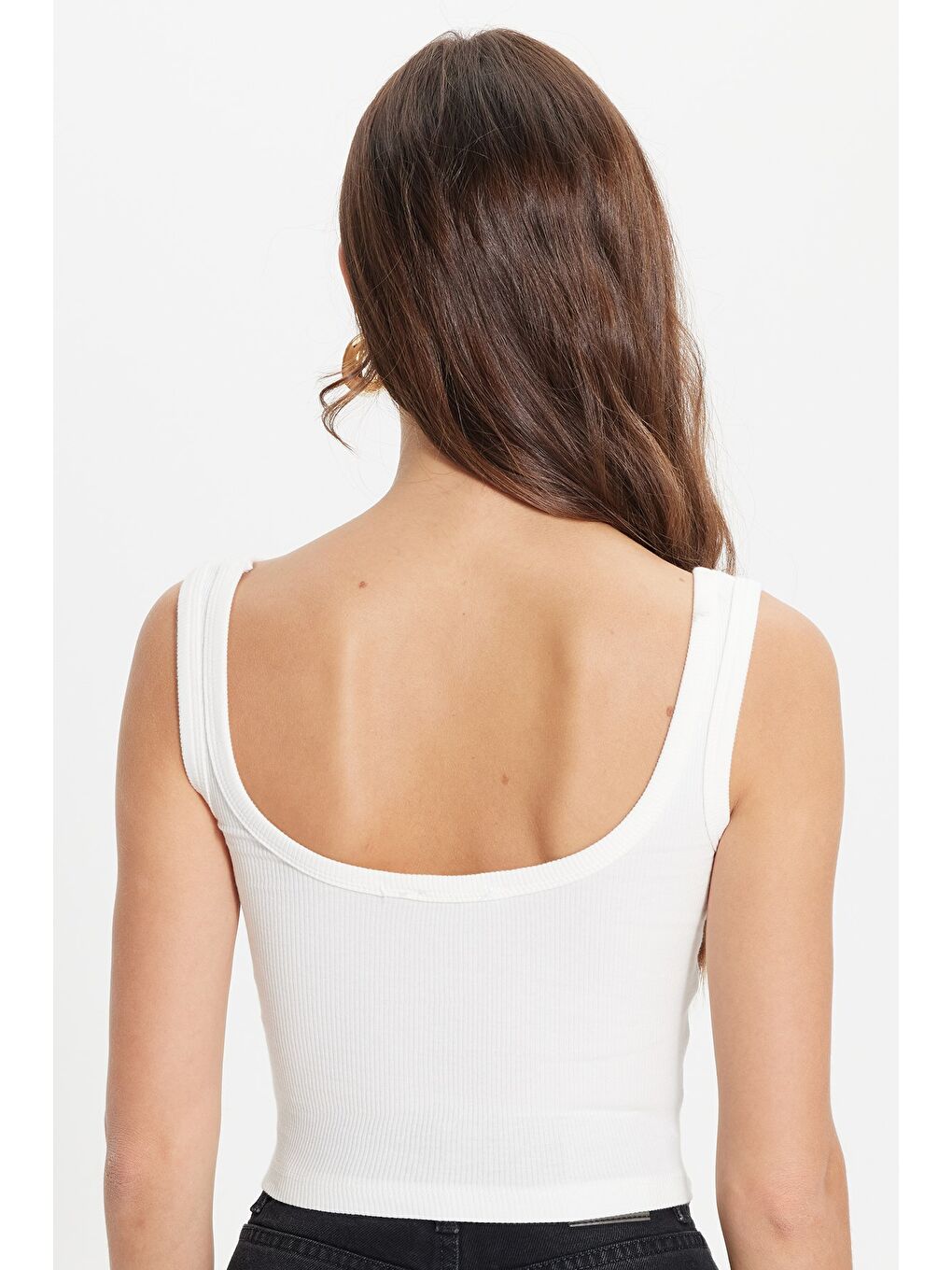 Kadın Slim Fit Dar Kesim Pamuklu Fitilli Görünümlü Kalın Askılı Ekru Bluz Atlet-5