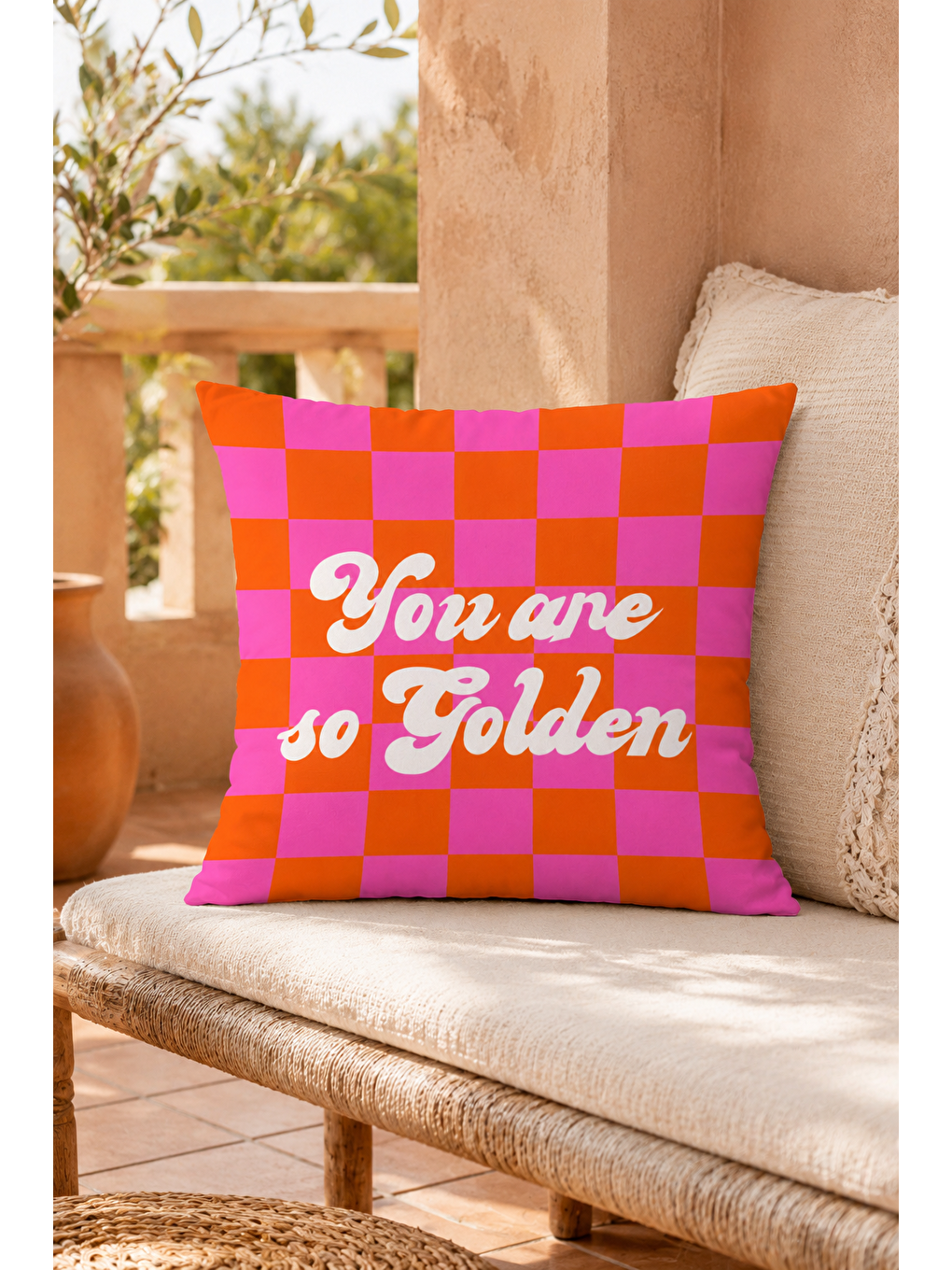 Fuşya You Are So Golden Dama Desenli Pop Art Dekoratif Kırlent Kılıfı Retro Dekor 43x43 Cm-1