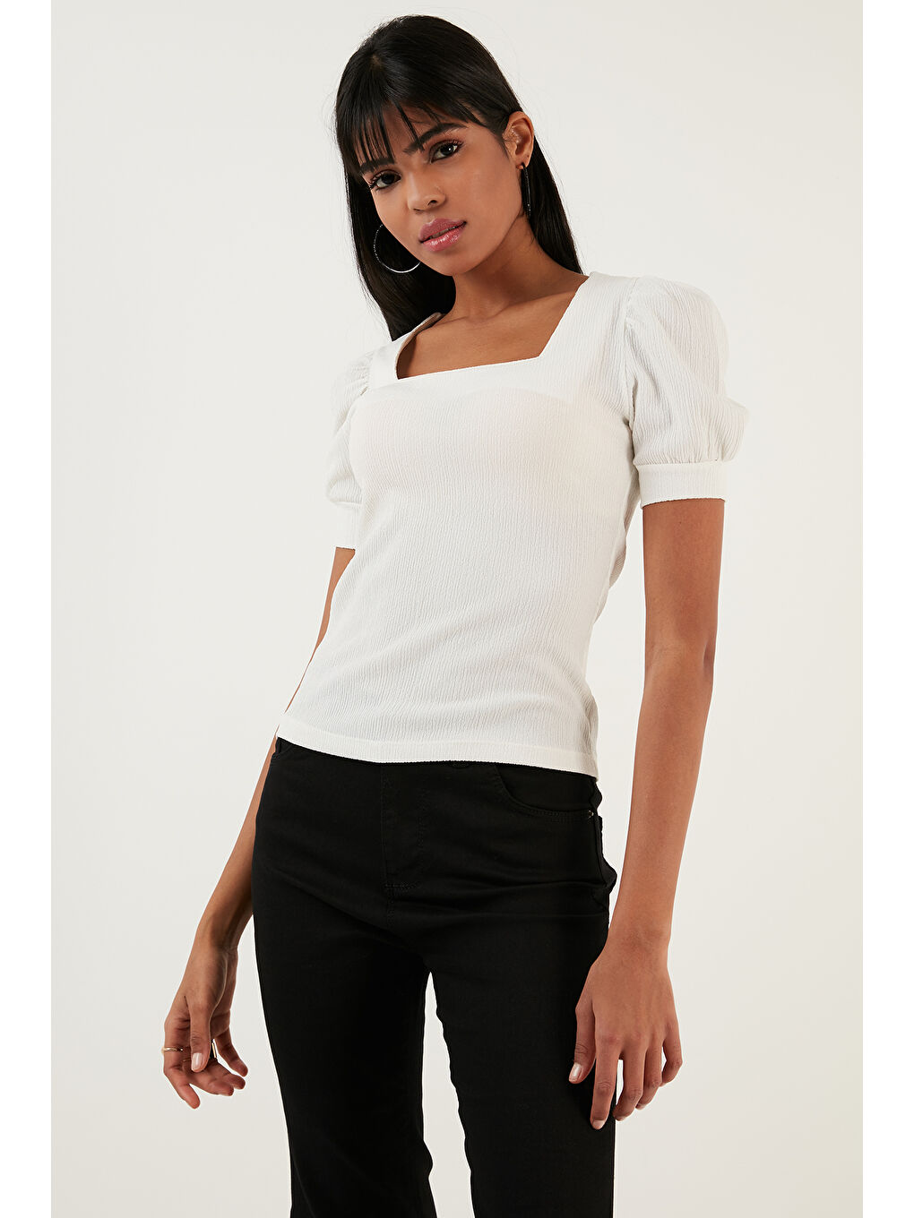 Ekru Kol Detaylı Kare Yaka Bluz 5869002-2