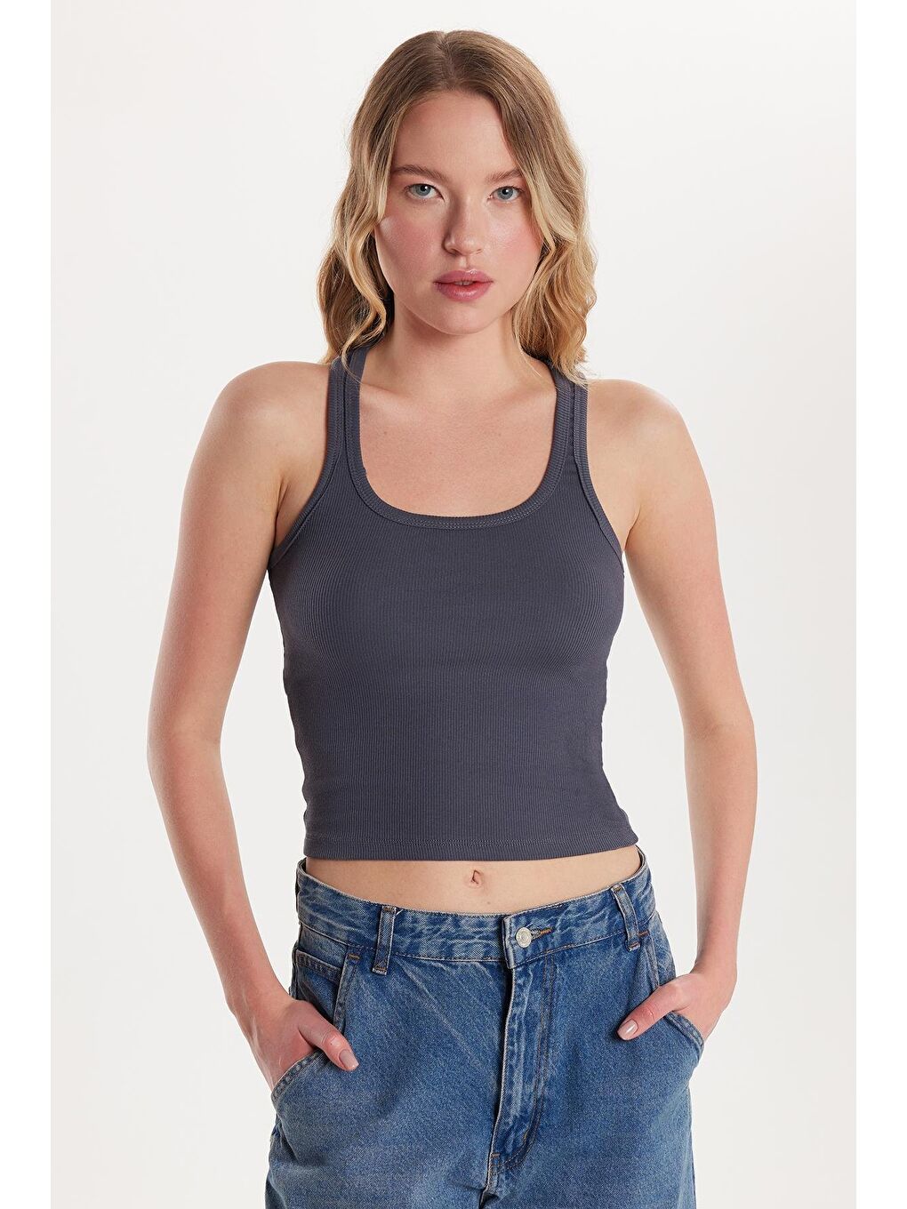 Kadın Slim Fit Dar Kesim İnce Askılı U Yaka Antrasit Body Atlet