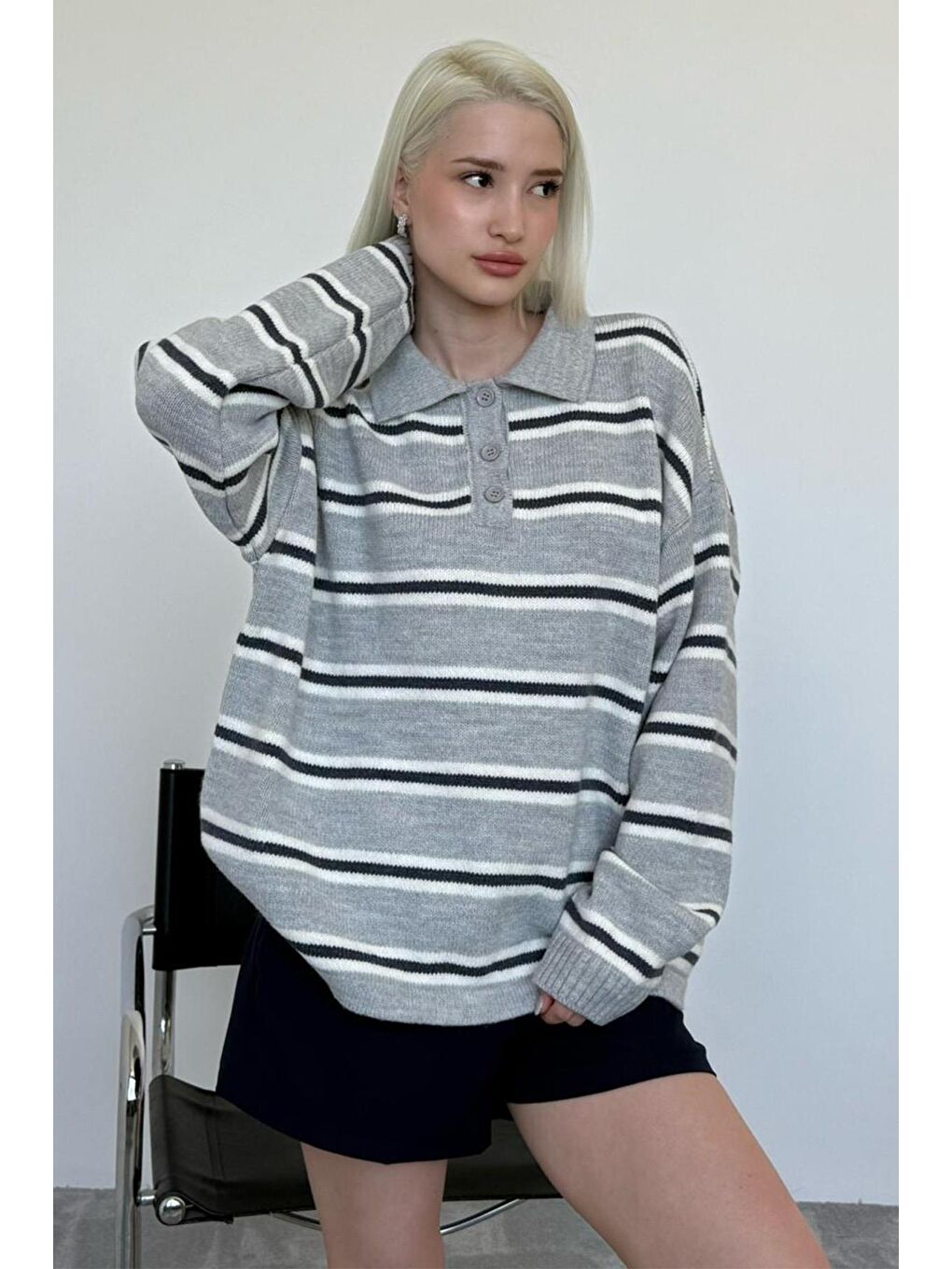Gri Polo Yaka Çizgili Kadın Triko Kazak Mg2469-1