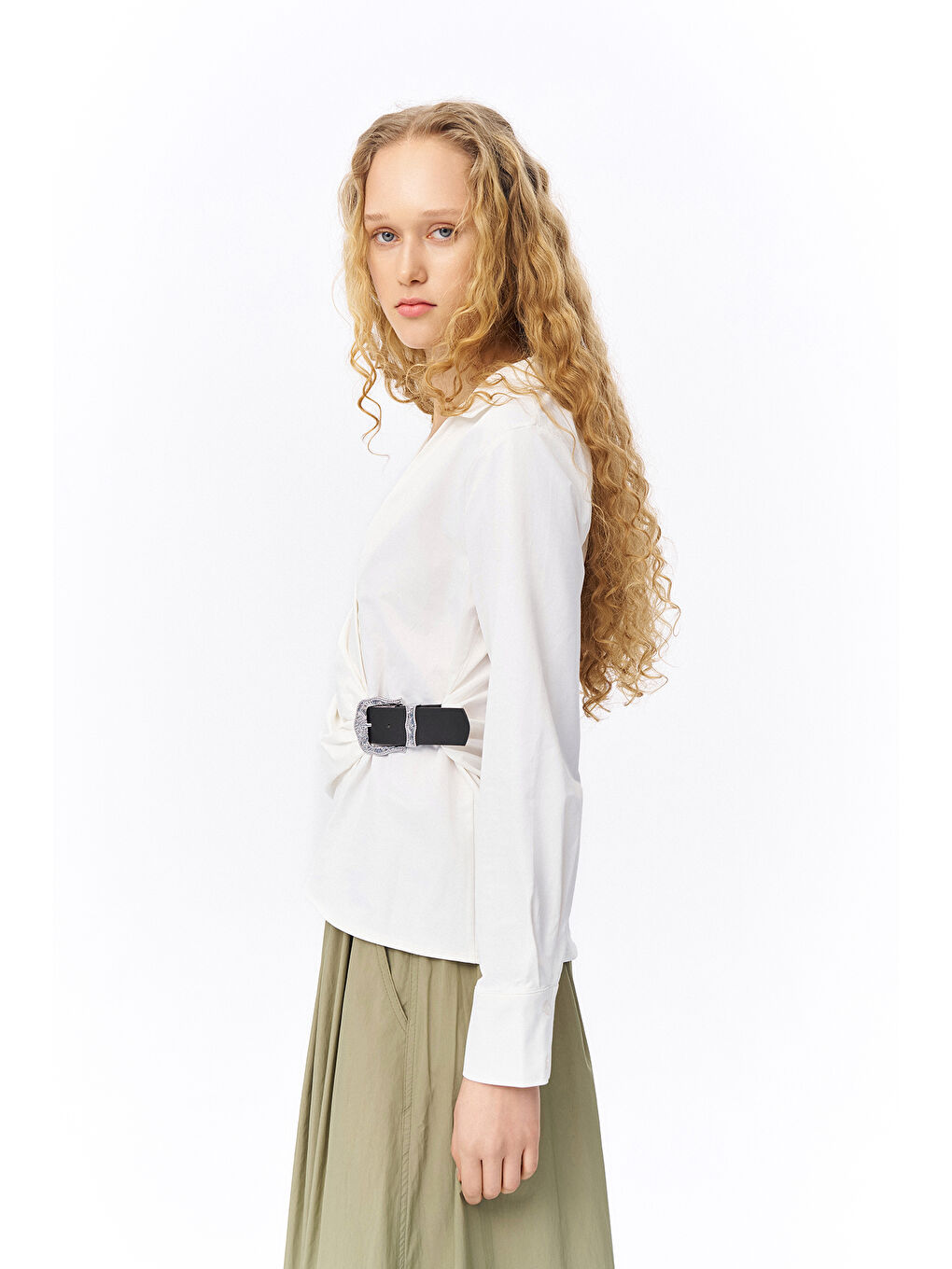 V Yaka Anvelop Kemerli Bluz Ekru-3