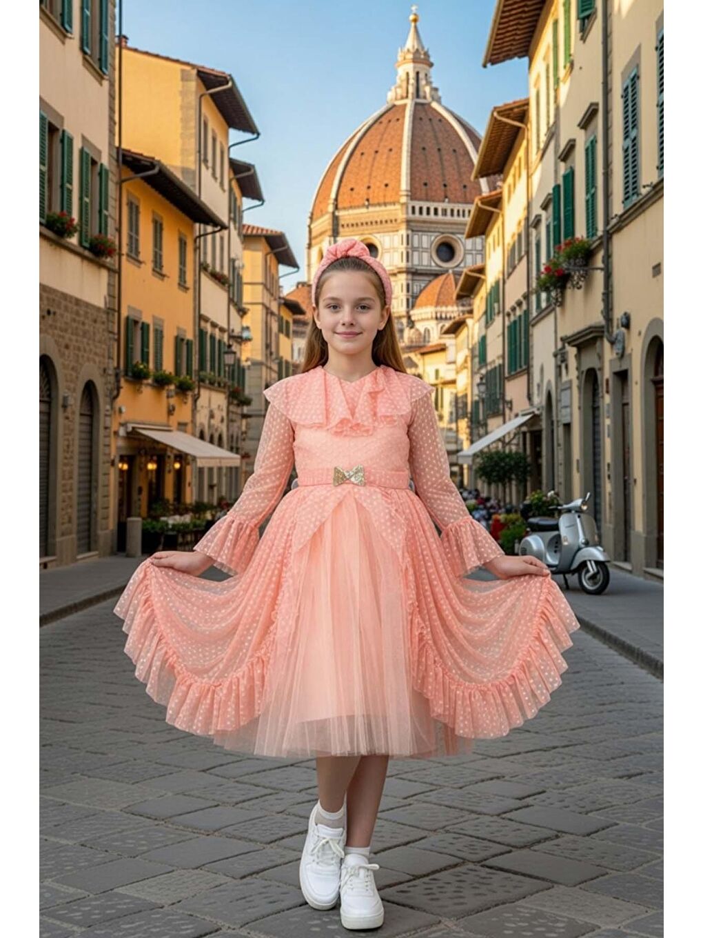 Pembe Kız Çocuk Kolları Şeffaf Tüllü ve Üzeri Puantiye, Yakası Fırfır Detaylı Önü Tüllü Somon Abiye-1