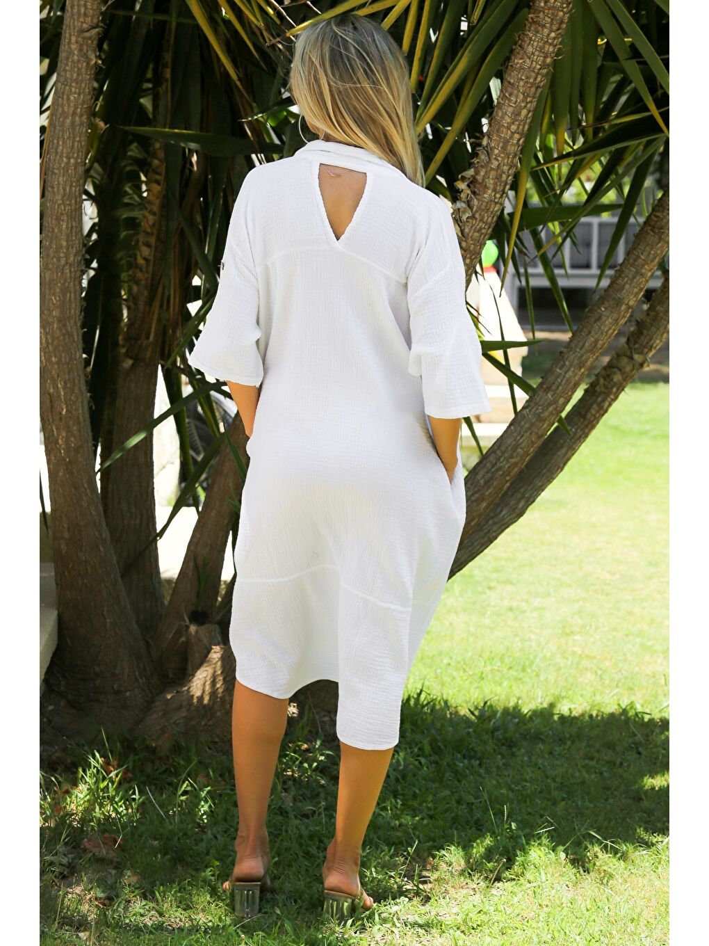 Organik Pamuk Beyaz Gömlek Yaka Düğmeli 3/4 Kol Çift Cepli Sırt Dekolteli Dokuma Casual Elbise-1