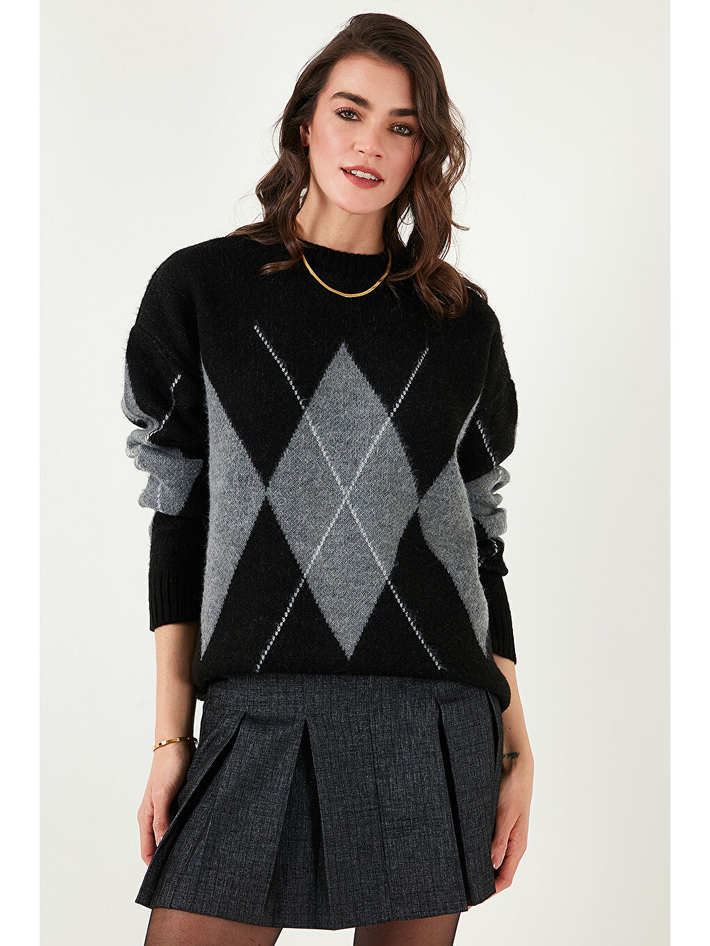 Siyah Baklava Desenli Standart Fit Bisiklet Yaka Kazak 4615574-2