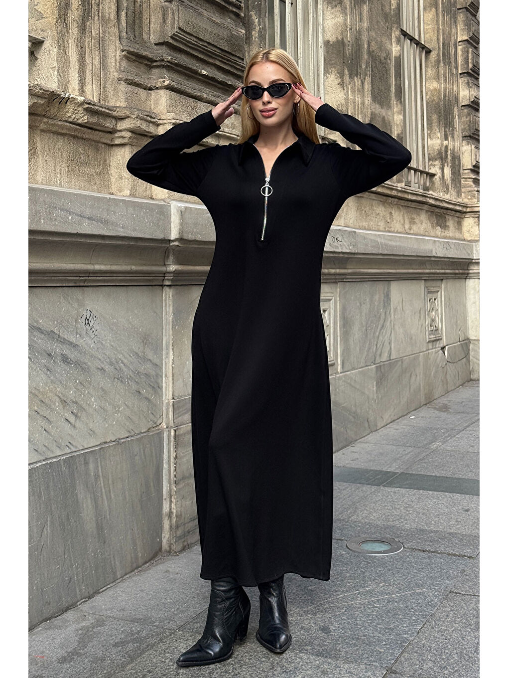 Siyah Polo Yaka Fermuarlı Çift Cep Rahat Kesim Elbise-2