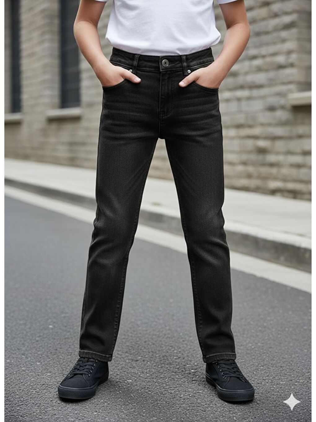 Siyah Erkek Çocuk Elastanlı Taşlanmış Jean Pantolon PNT2606