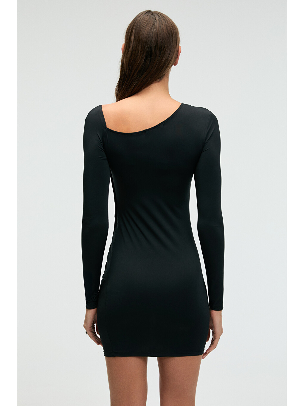 Lukkıd Kadın Esnek Kumaşlı Asimetrik Yakalı Slim Fit Siyah Elbise-5