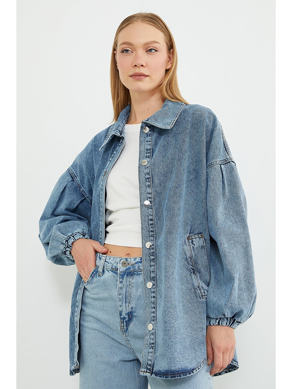 Mavi Balon Kol Düğmeli Oversize Jean Ceket-2
