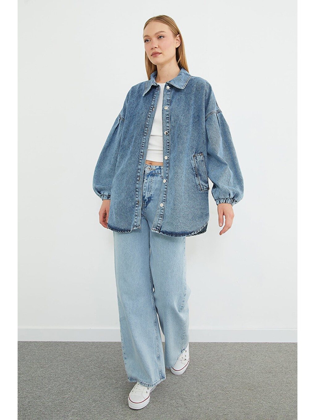 Mavi Balon Kol Düğmeli Oversize Jean Ceket-4