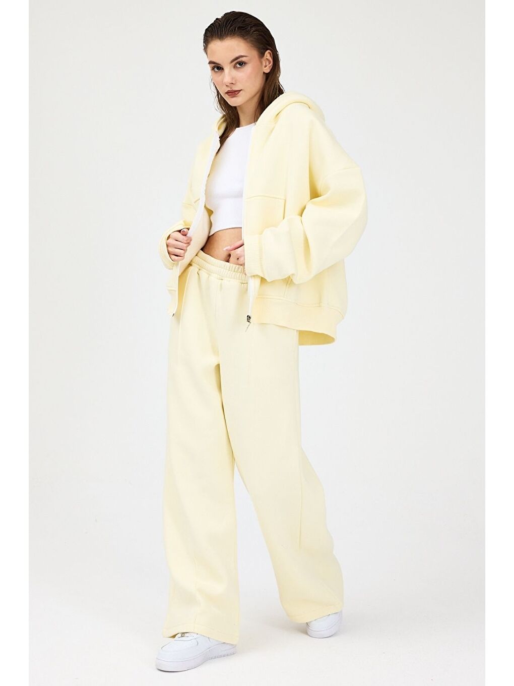 Bej Kadın Chill Bol Paça Vanilya Sarısı Eşofman Alt-3