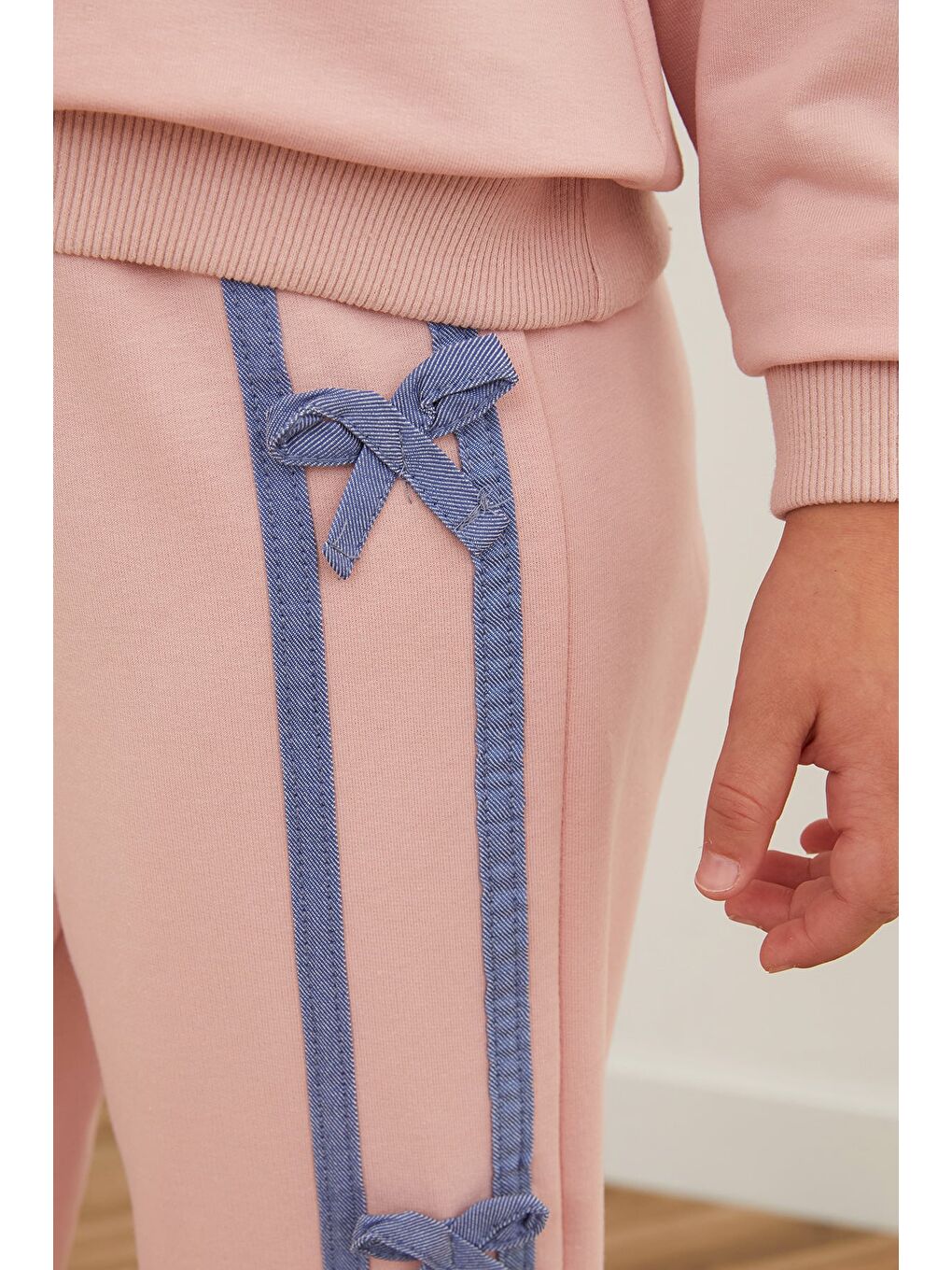 Pembe Kelebek Nakışlı Kurdeleli Kız Çocuk Takım-1