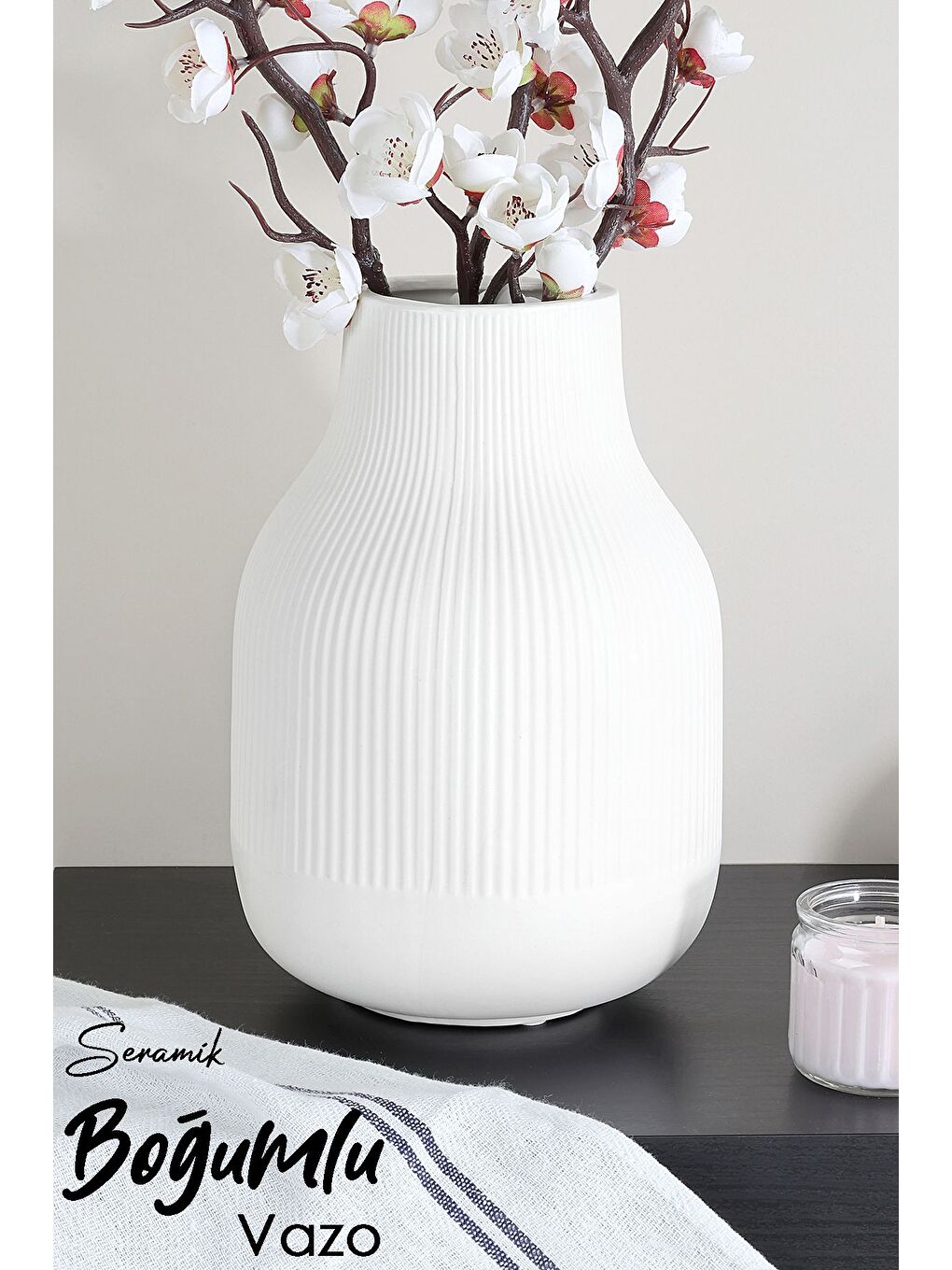 Beyaz Seramik Boğumlu Çizgili Vazo