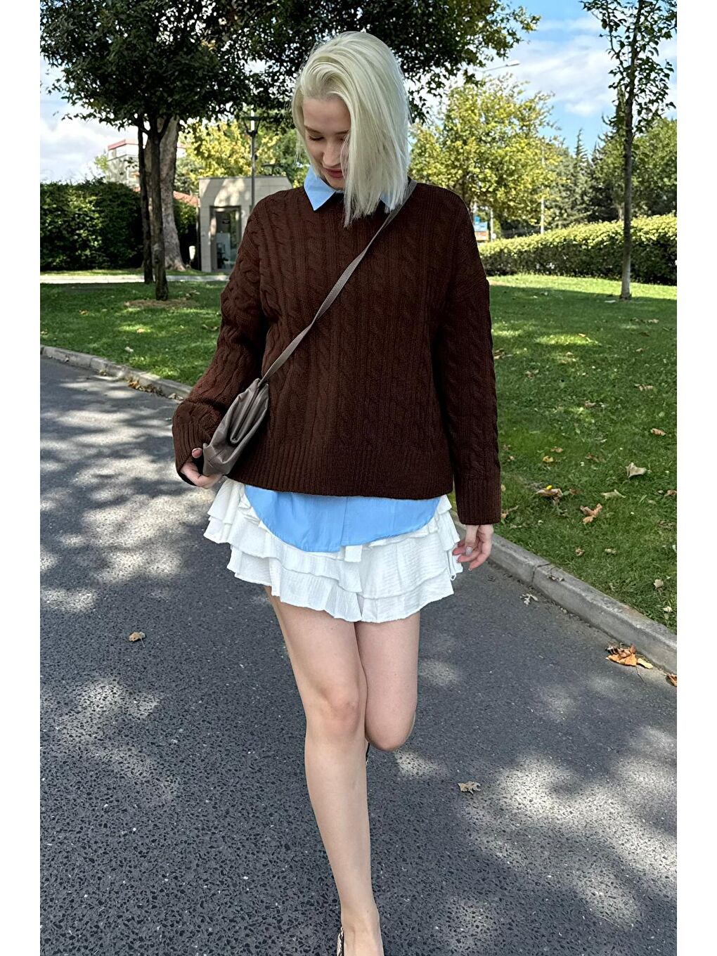 Kahverengi Bisiklet Yaka Örgü Desenli Kadın Triko Kazak Mg2520-6