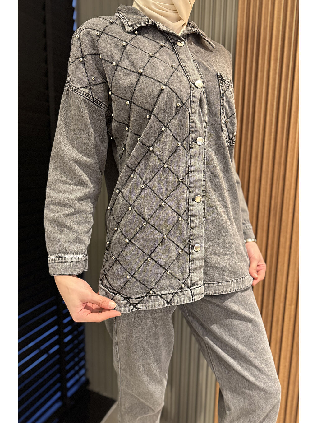 Antrasit Kadın Tek Cepli Taş Detaylı Jean Jean Ceket Pantolon Tesettür İkili Takım-4