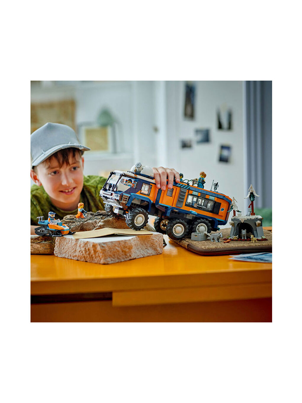 City Kutup Kaşifi Laboratuvar Kamyonu 60471-7