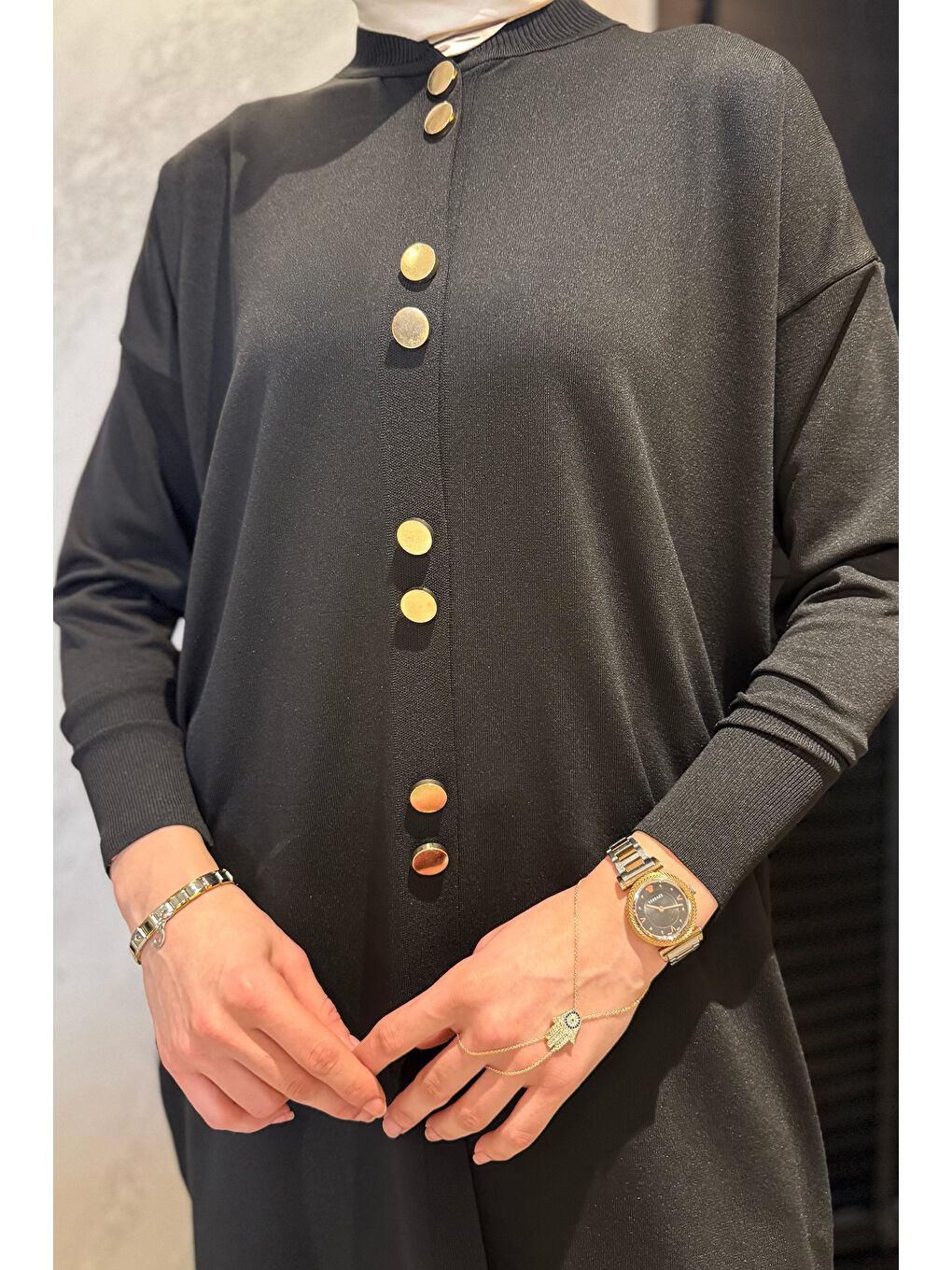 Siyah Kadın Gold Düğme Detaylı Tesettür Triko Hırka-5