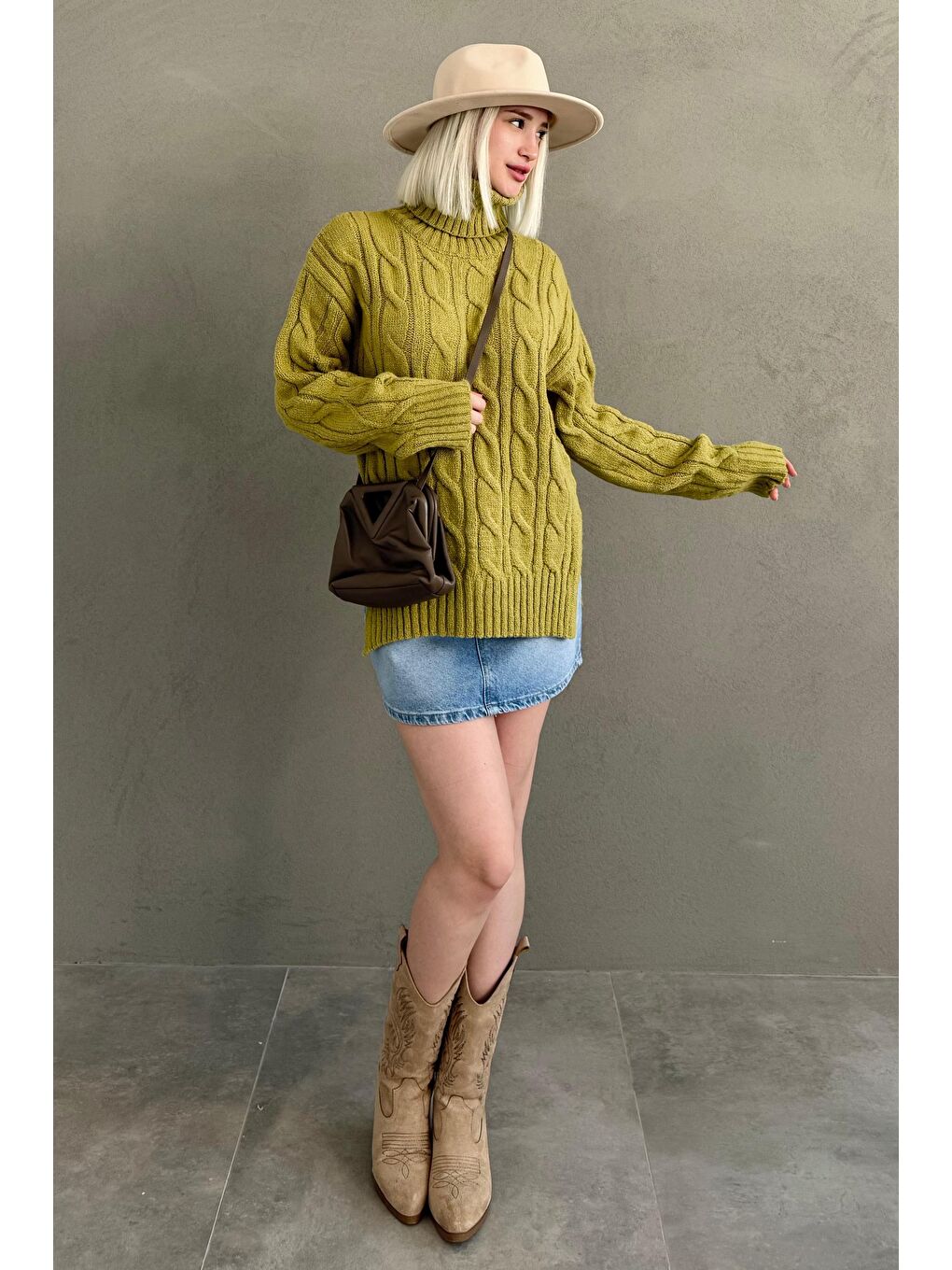 Yeşil Boğazlı Triko Kazak Mg2376-4