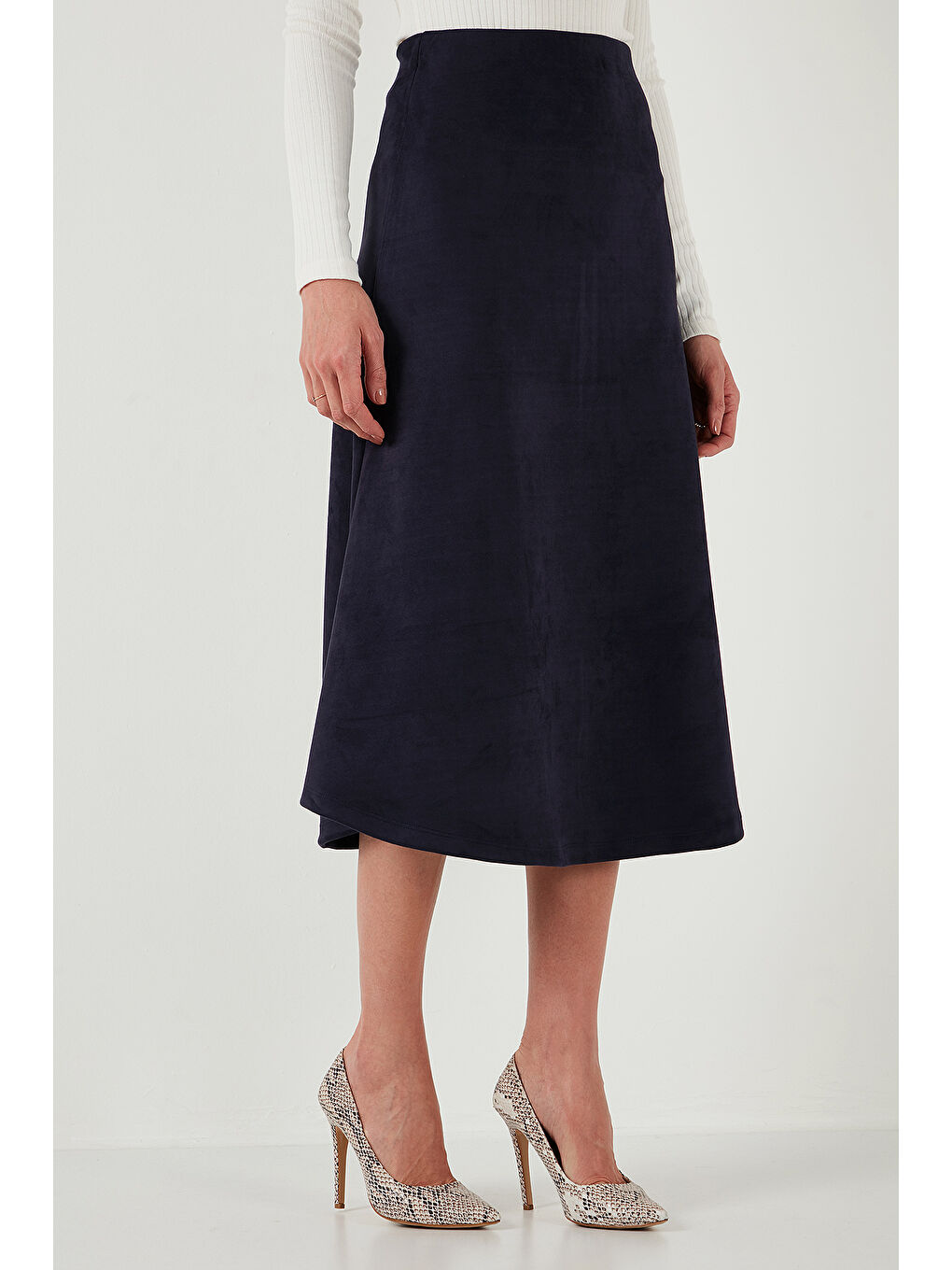 İndigo Streç Regular Fit Yüksek Bel Midi Boy Süet Çan Etek 5866180-1