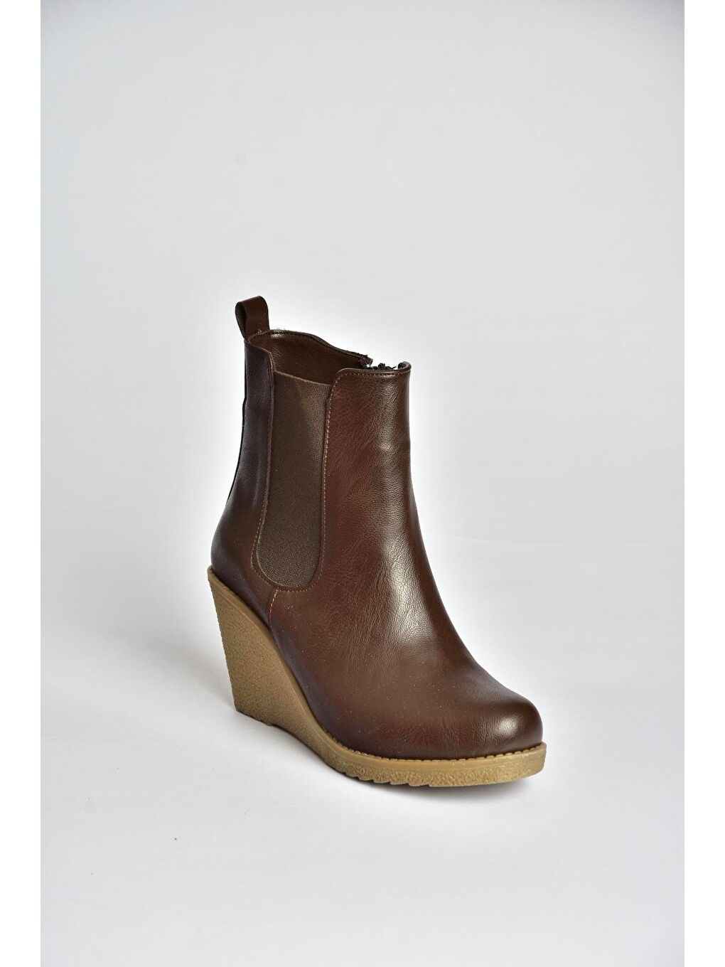 Kahverengi Kadın Bot V361197009-1
