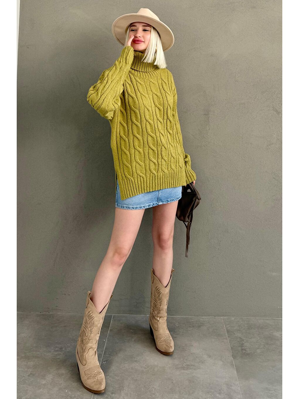 Yeşil Boğazlı Triko Kazak Mg2376-5