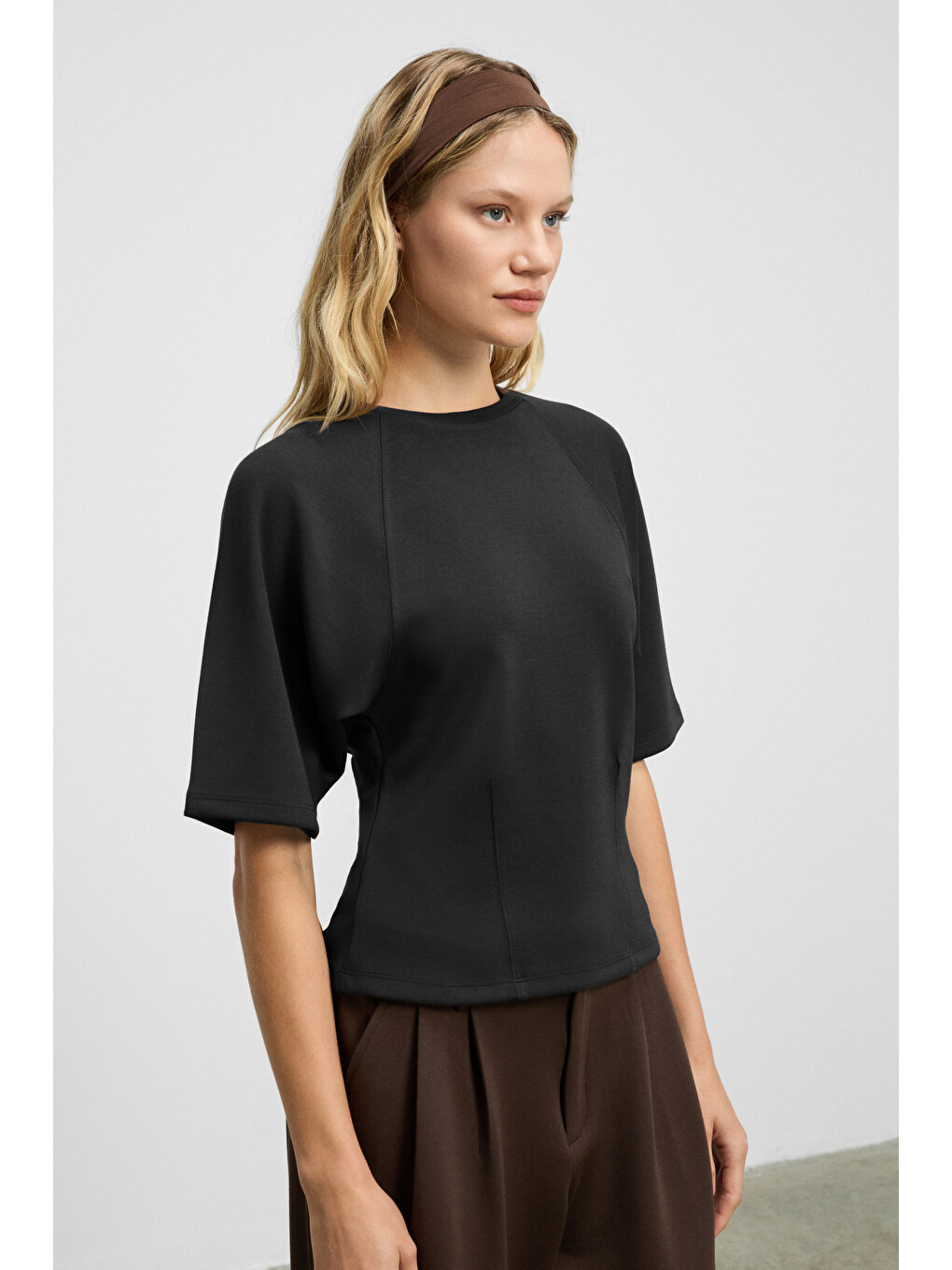 Siyah JOLIEZA Kadın Bisiklet Yaka Pens Detaylı Kısa Reglan Kollu Relaxed Fit SİYAH Bluz-4