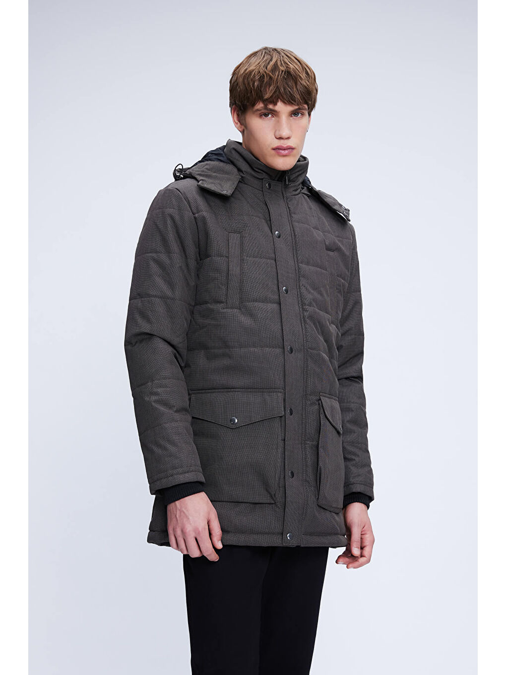 Kahverengi Dinamik Fit Hakim Yaka Desenli Kapitone Uzun Kapüşonlu Mont