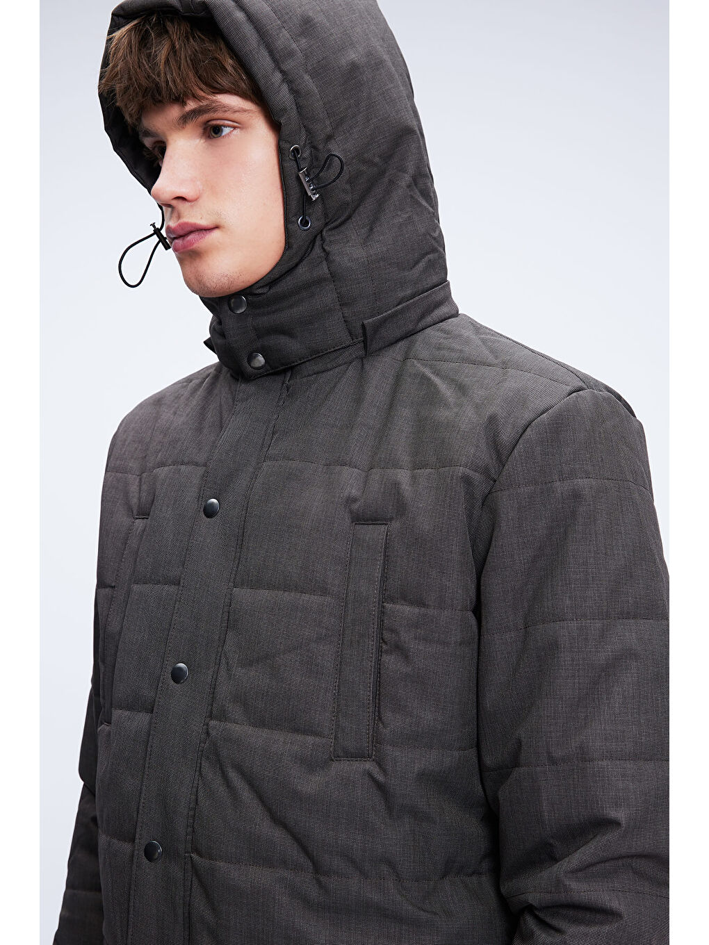 Kahverengi Dinamik Fit Hakim Yaka Desenli Kapitone Uzun Kapüşonlu Mont-2