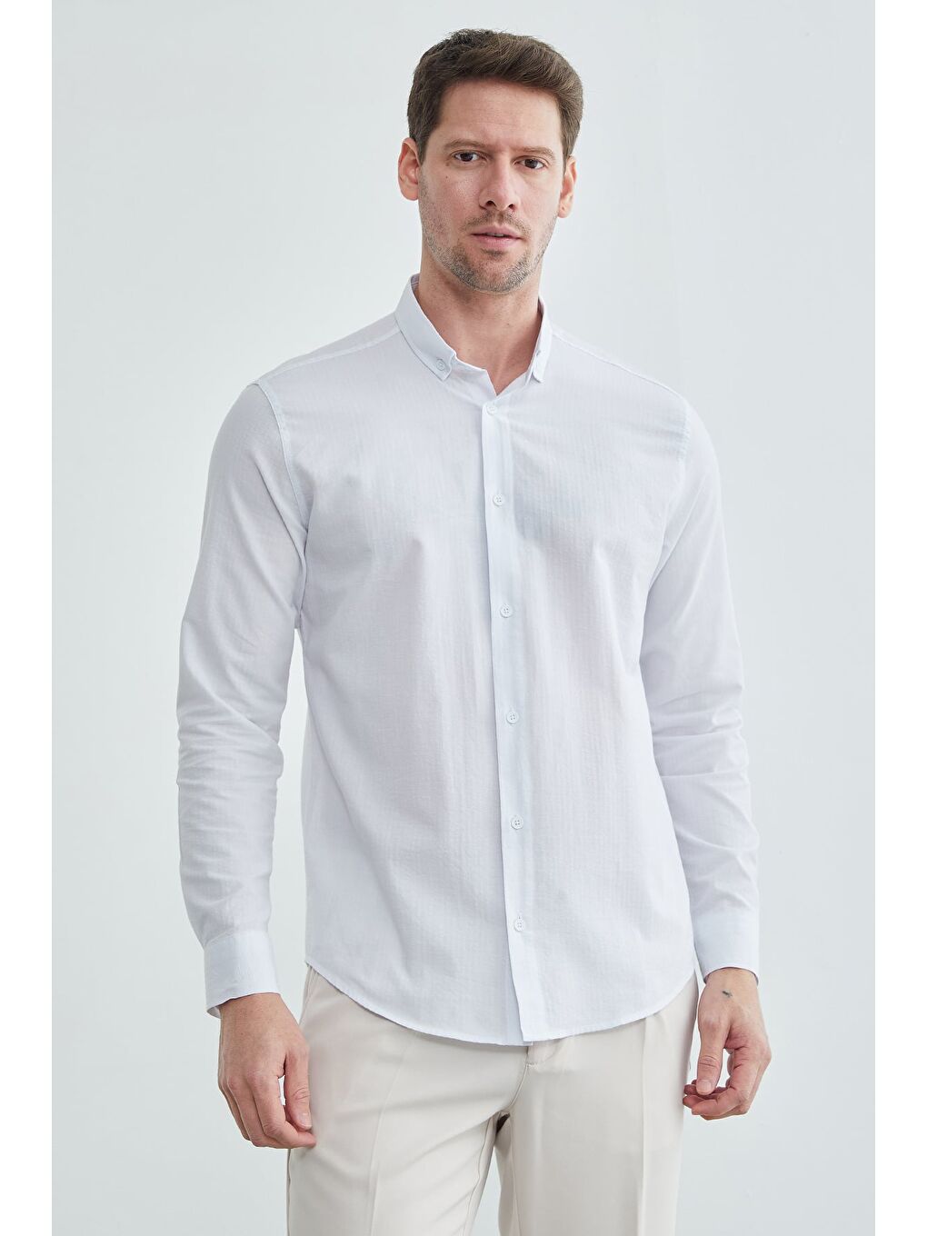 Beyaz Çizgili Düğmeli Gömlek-2