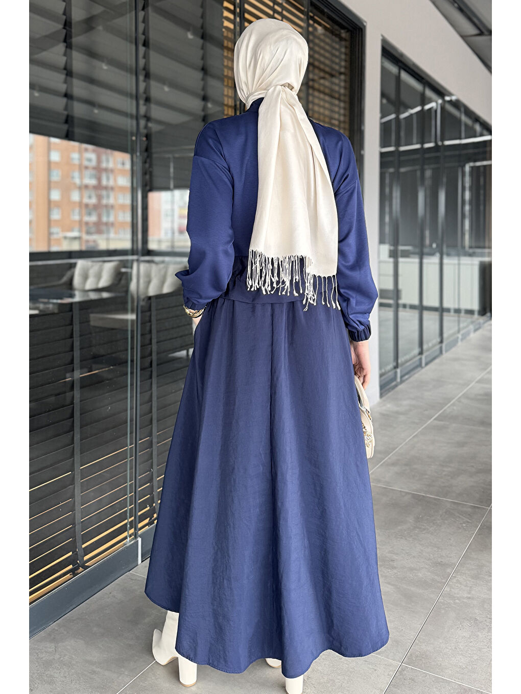 Lacivert Bel Lastikli Paraşüt Garnili Yaka Çıtçıt Detaylı Bluz Etek Tesettür İkili Takım-6