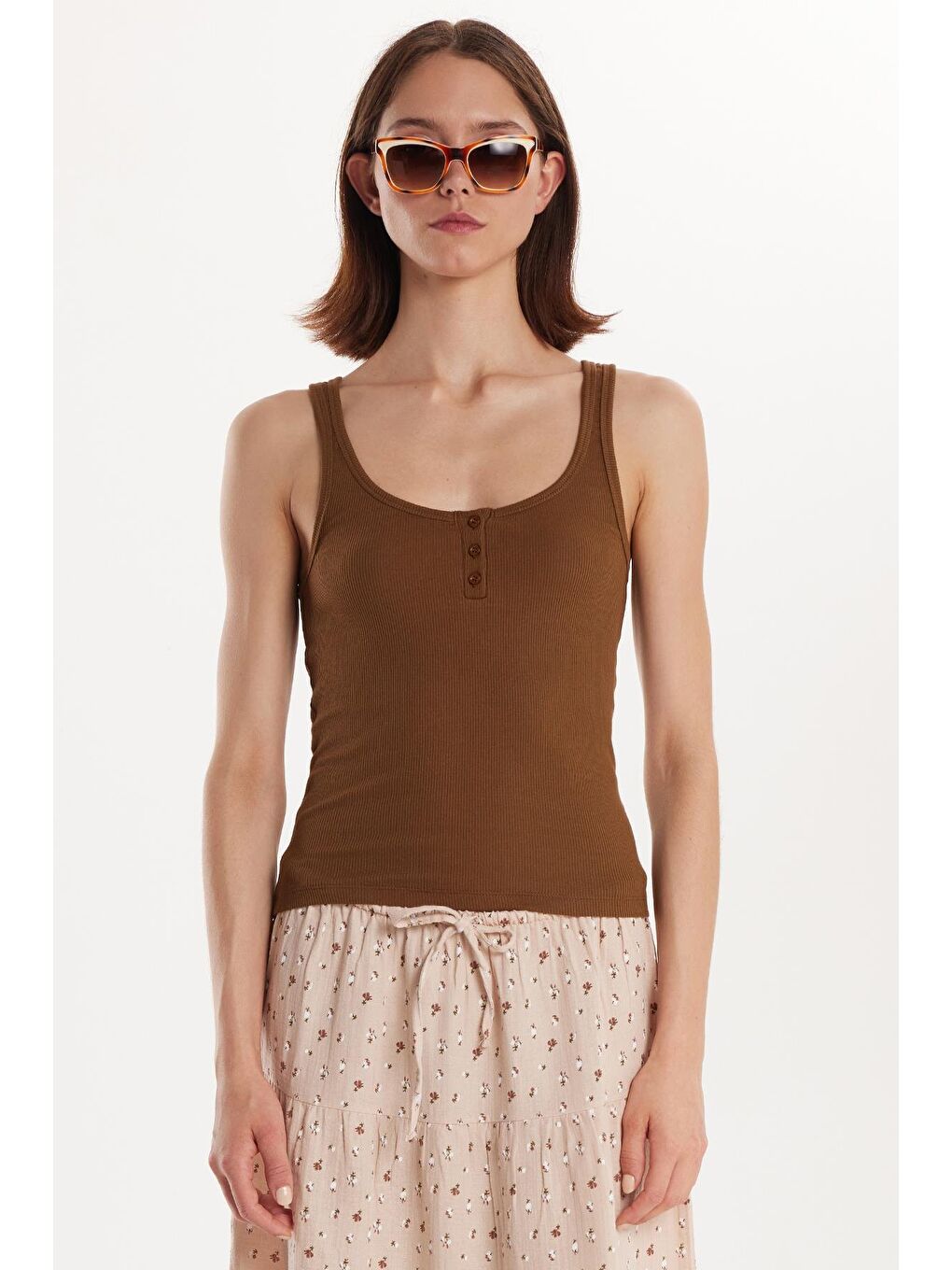 Sarı Kadın Modal Kumaş Standart Fit İnce Askılı U Yaka Düğmeli Body Atlet-3