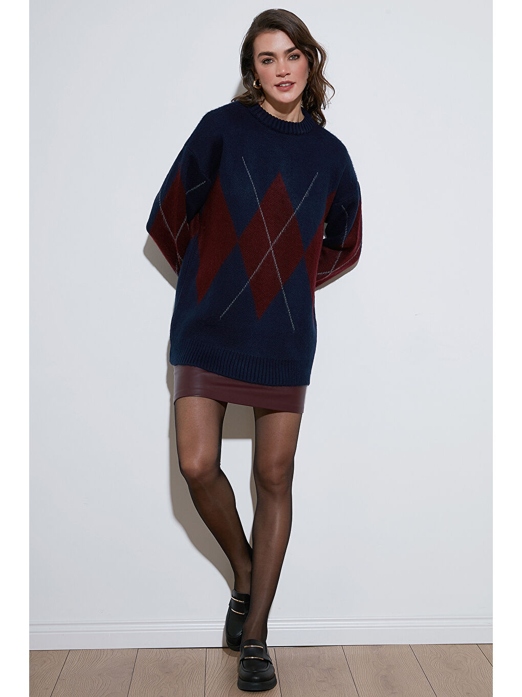 Lacivert Baklava Desenli Standart Fit Bisiklet Yaka Kazak 4615574-2