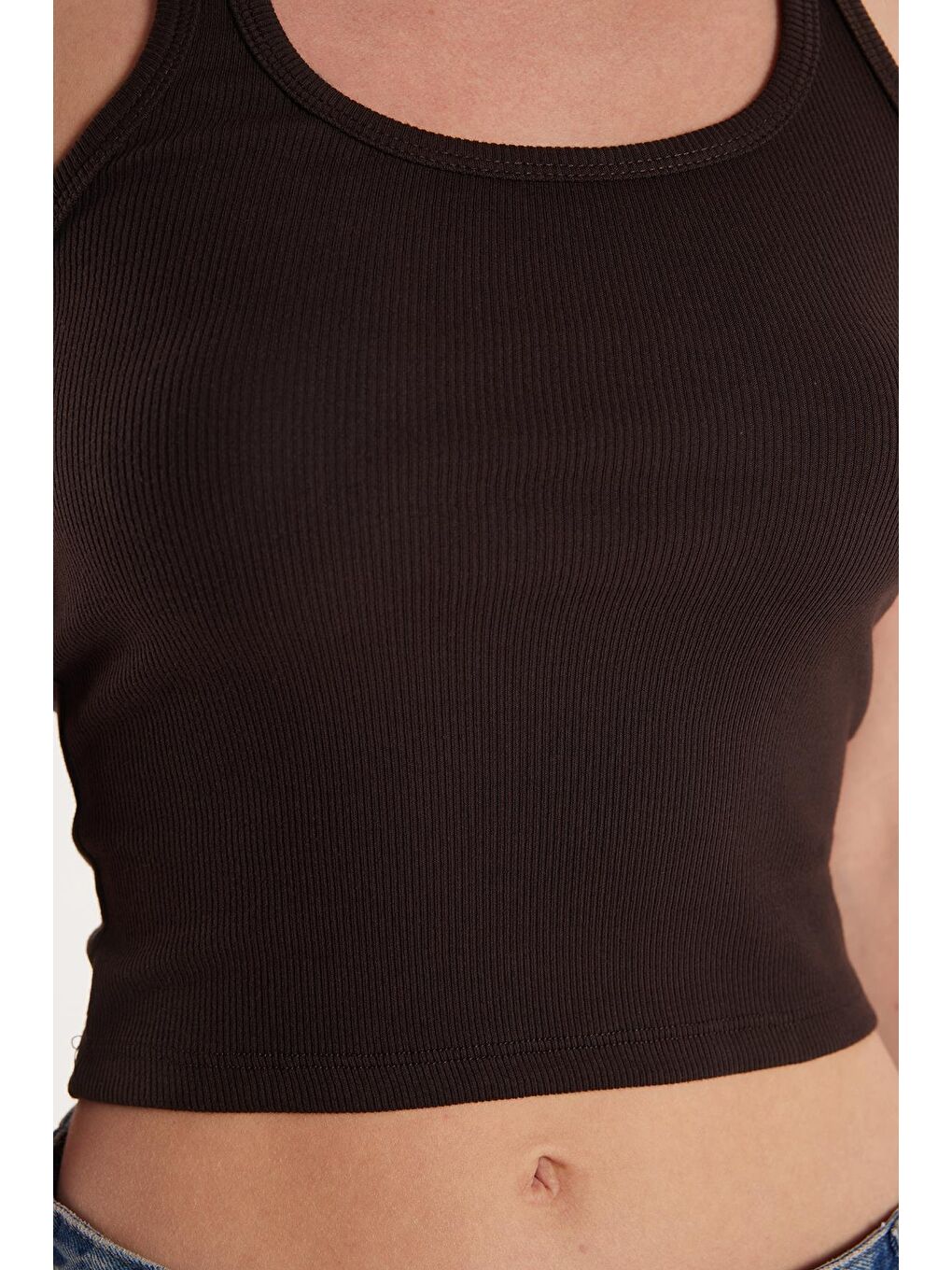 Kadın Slim Fit Dar Kesim İnce Askılı U Yaka Kahverengi Body Atlet-2