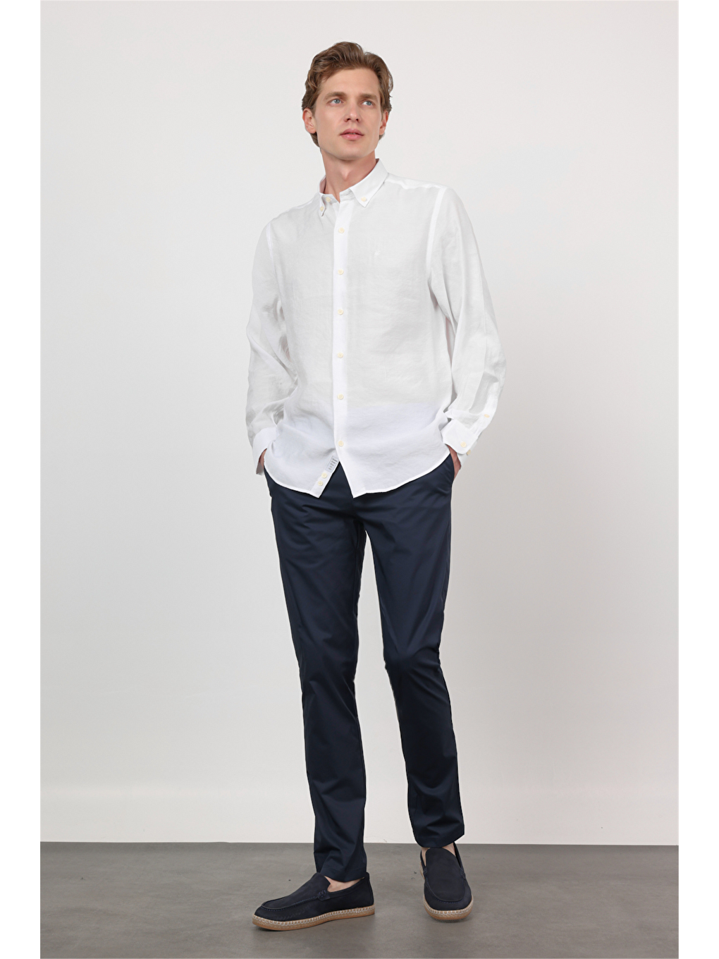 Beyaz Düğmeli Yaka Uzun Kol Cepsiz Slim Fit Modal Gömlek 1004260162-1