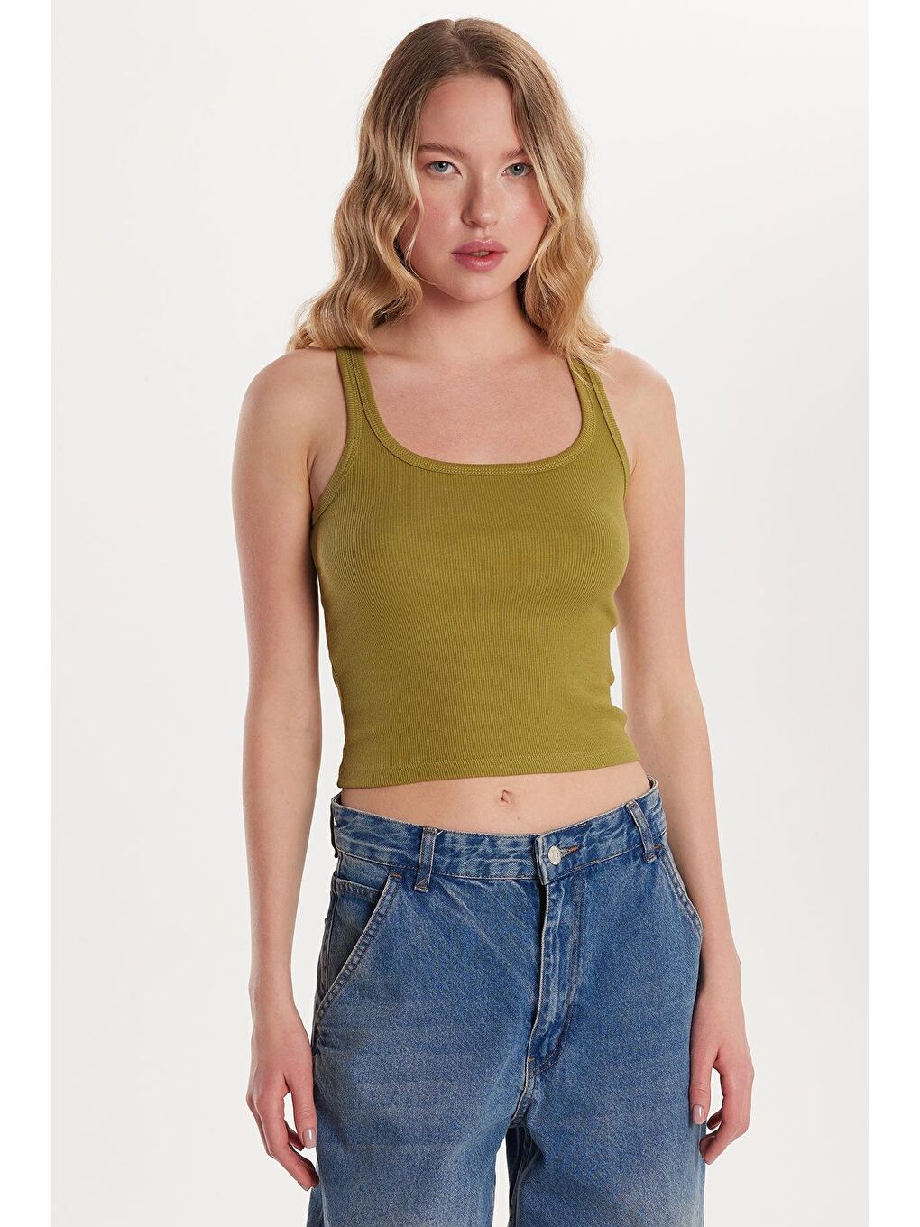 Kadın Slim Fit Dar Kesim İnce Askılı U Yaka Yeşil Body Atlet-3