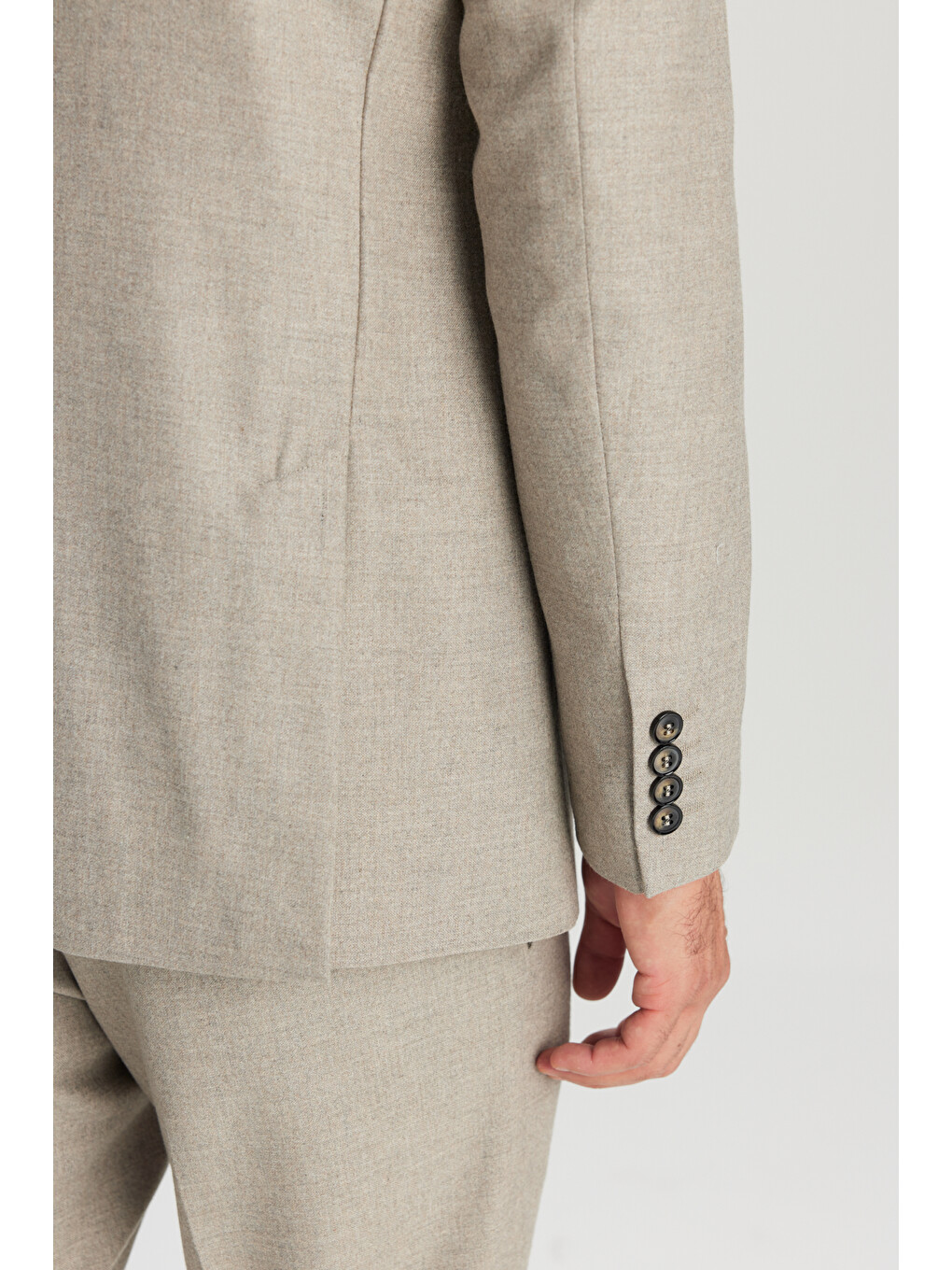 Erkek Bej Yünlü Slim Fit Dar Kesim Kırlangıç Yaka Kapak Cepli Kruvaze Takım Elbise-6