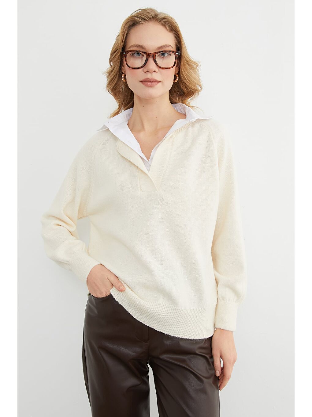 Ekru Basic Gömlek Yaka Triko Kazak-1