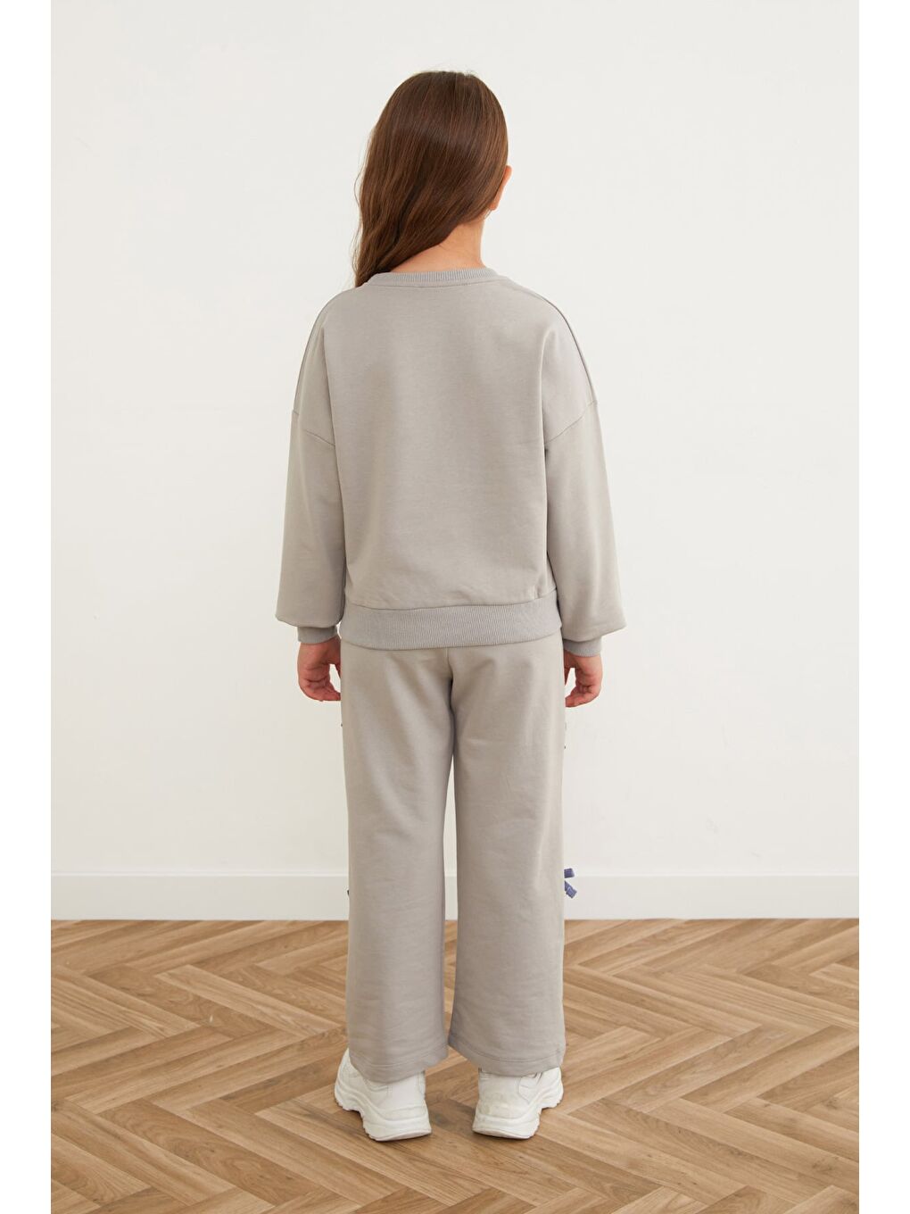 Gri Kelebek Nakışlı Kurdeleli Kız Çocuk Takım-1