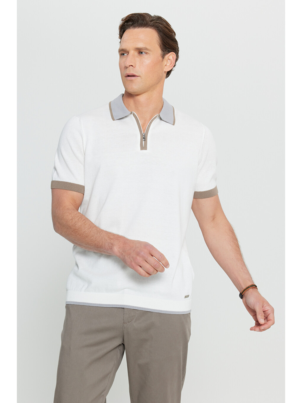 Erkek Ekru %100 Pamuk Standart Fit Normal Kesim Polo Yaka Triko Tişört-3