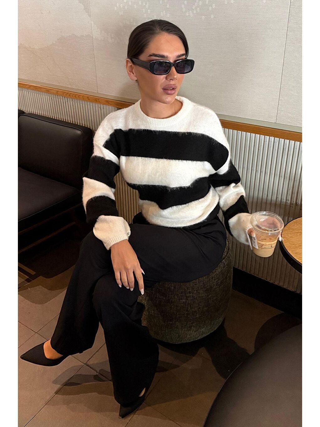 Siyah Bisiklet Yaka Çizgili Triko Kadın Kazak Mg2472-1