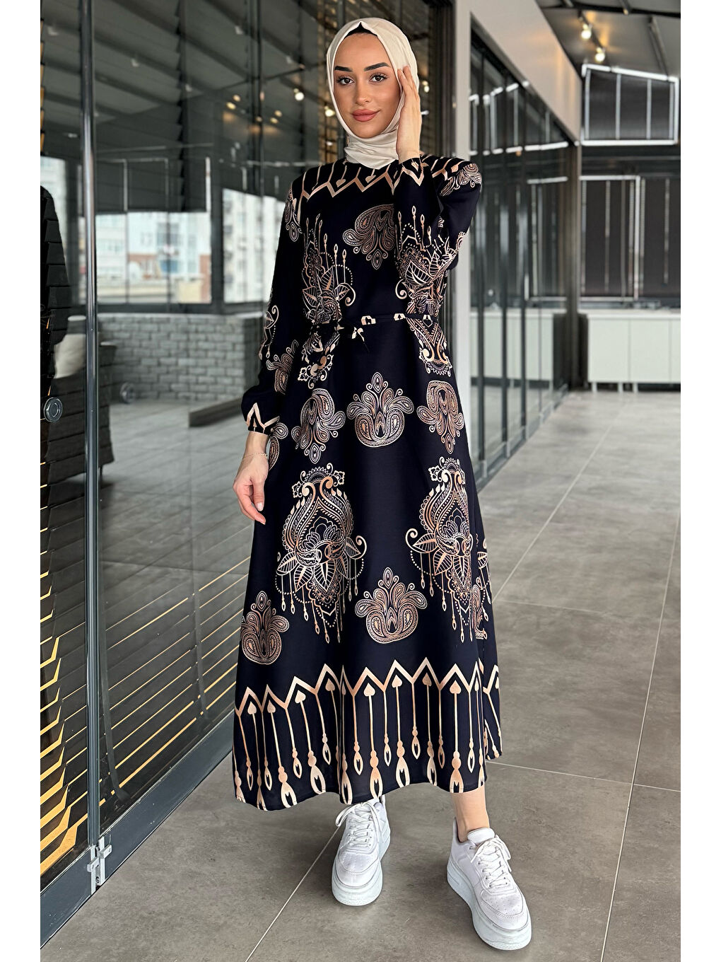 Lacivert Kendinden Desenli Bel Bağlamalı Tesettür Elbise-3