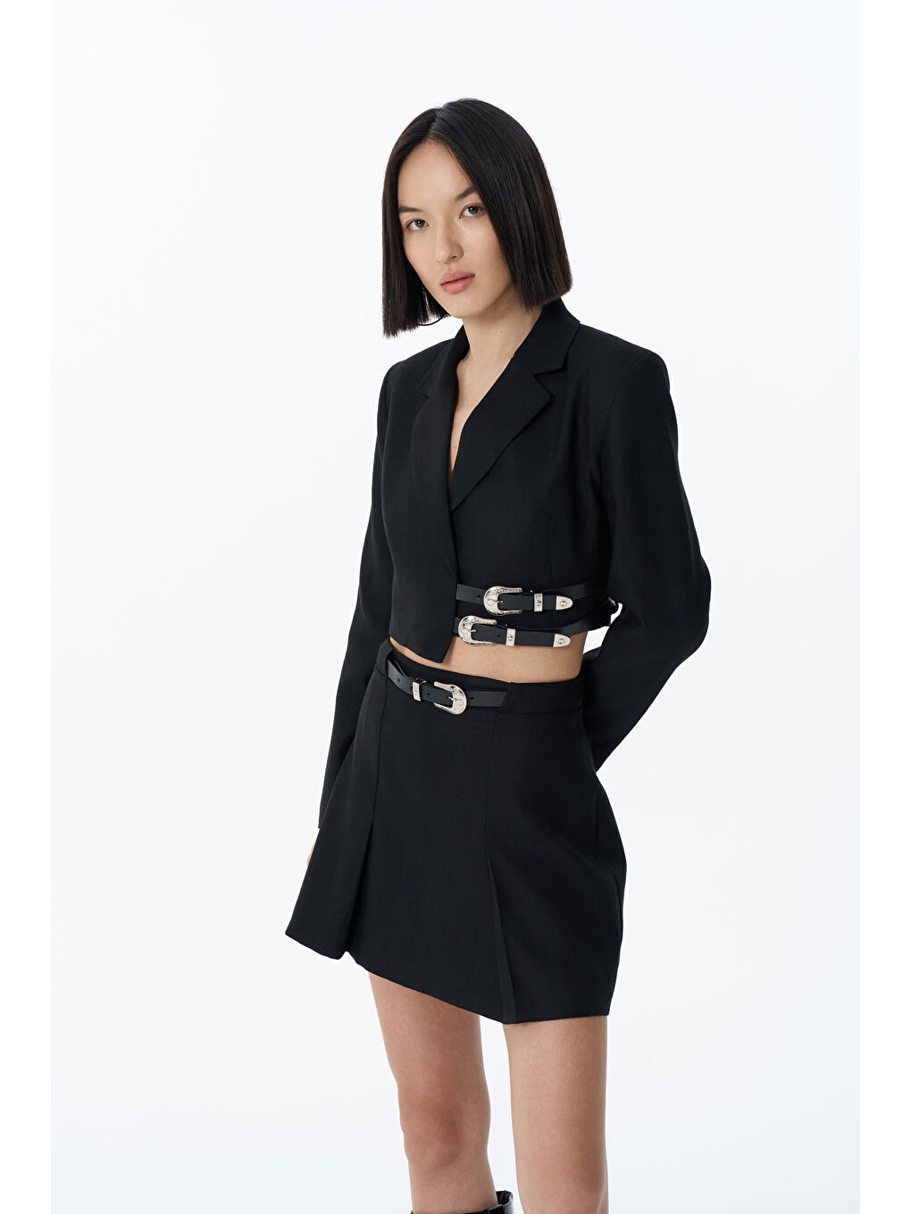 Kemer Aksesuarlı Crop Blazer Ceket Siyah