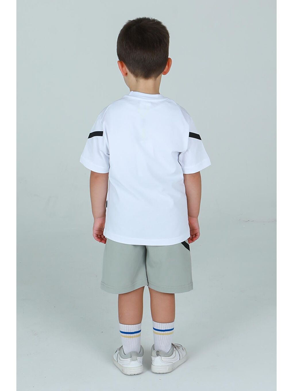 Beyaz Bisiklet Yaka Çizgi Baskı Detaylı Tişört Ayarlanabilir Bel Lastikli Takım-3